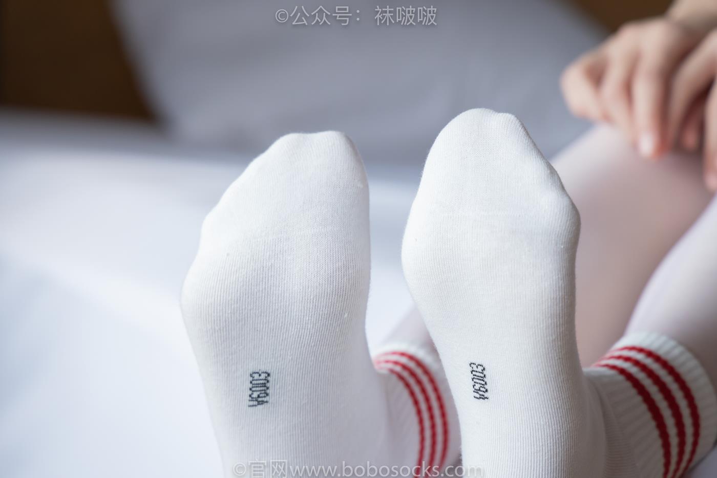 图片[49]-[BoBoSocks袜啵啵]积分限定作品 NO.004 熊熊-板鞋、白棉袜、白丝 (1) [P] – 速更版-美库