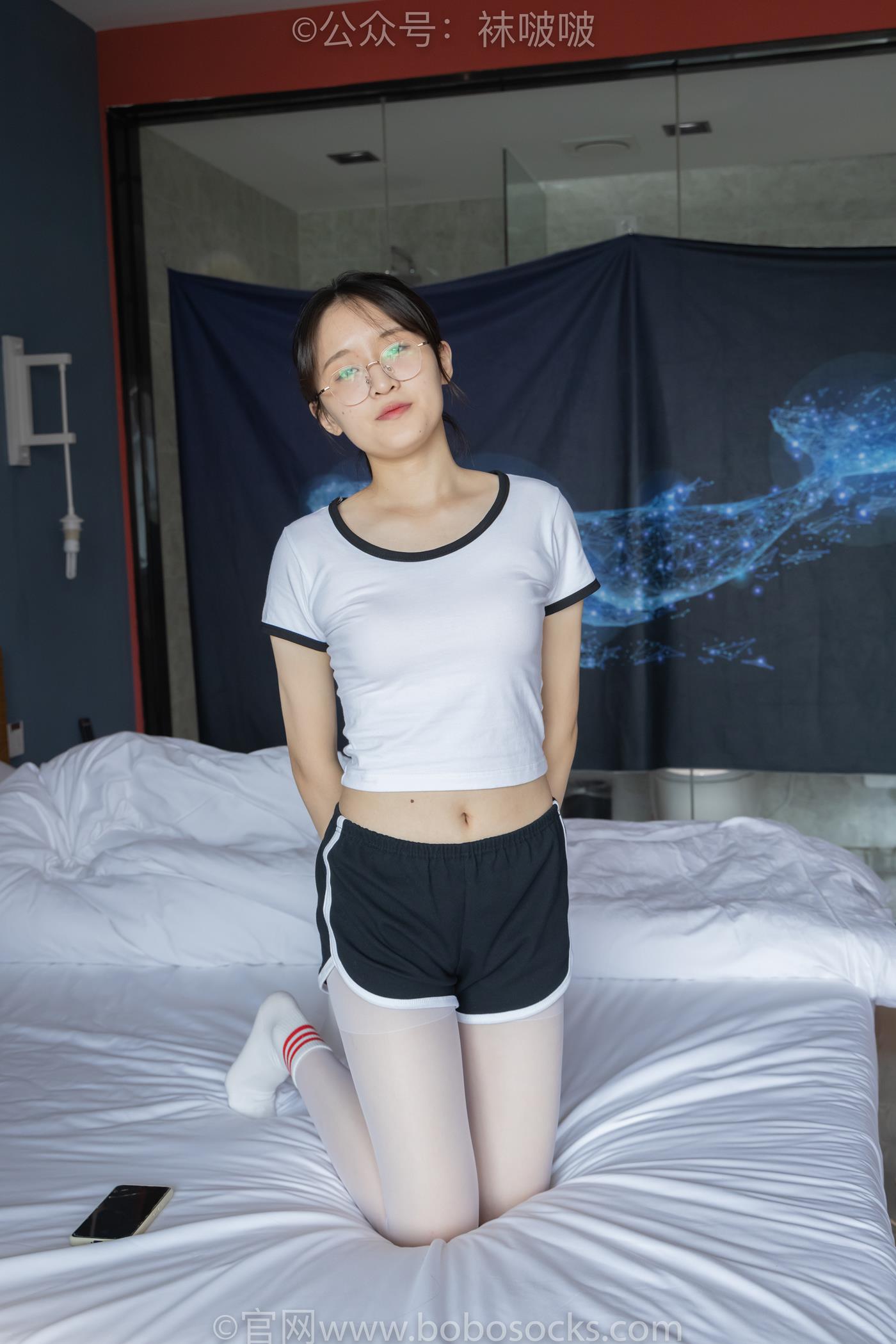 图片[62]-[BoBoSocks袜啵啵]积分限定作品 NO.004 熊熊-板鞋、白棉袜、白丝 (1) [P] – 速更版-美库