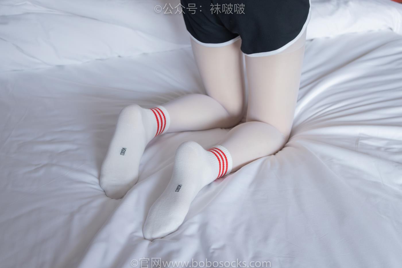 图片[67]-[BoBoSocks袜啵啵]积分限定作品 NO.004 熊熊-板鞋、白棉袜、白丝 (1) [P] – 速更版-美库