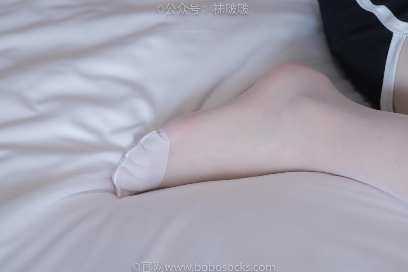 图片[48]-[BoBoSocks袜啵啵]积分限定作品 NO.004 熊熊-板鞋、白棉袜、白丝 (2) [67P] – 速更版-美库