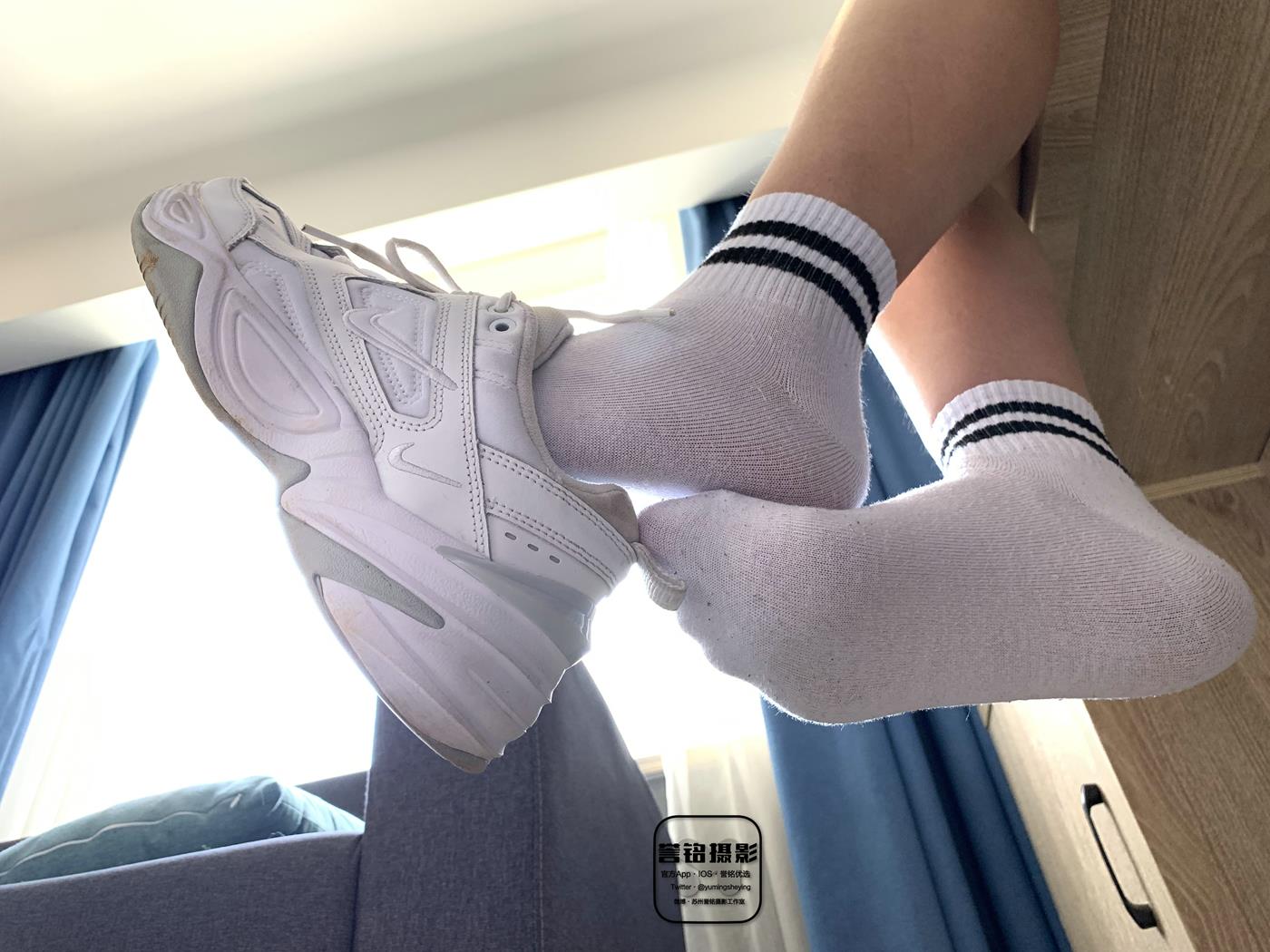 图片[49]-[誉铭传媒]袜足摄影 2022年《2022微信群第6套》(1) [P] – 速更版-美库