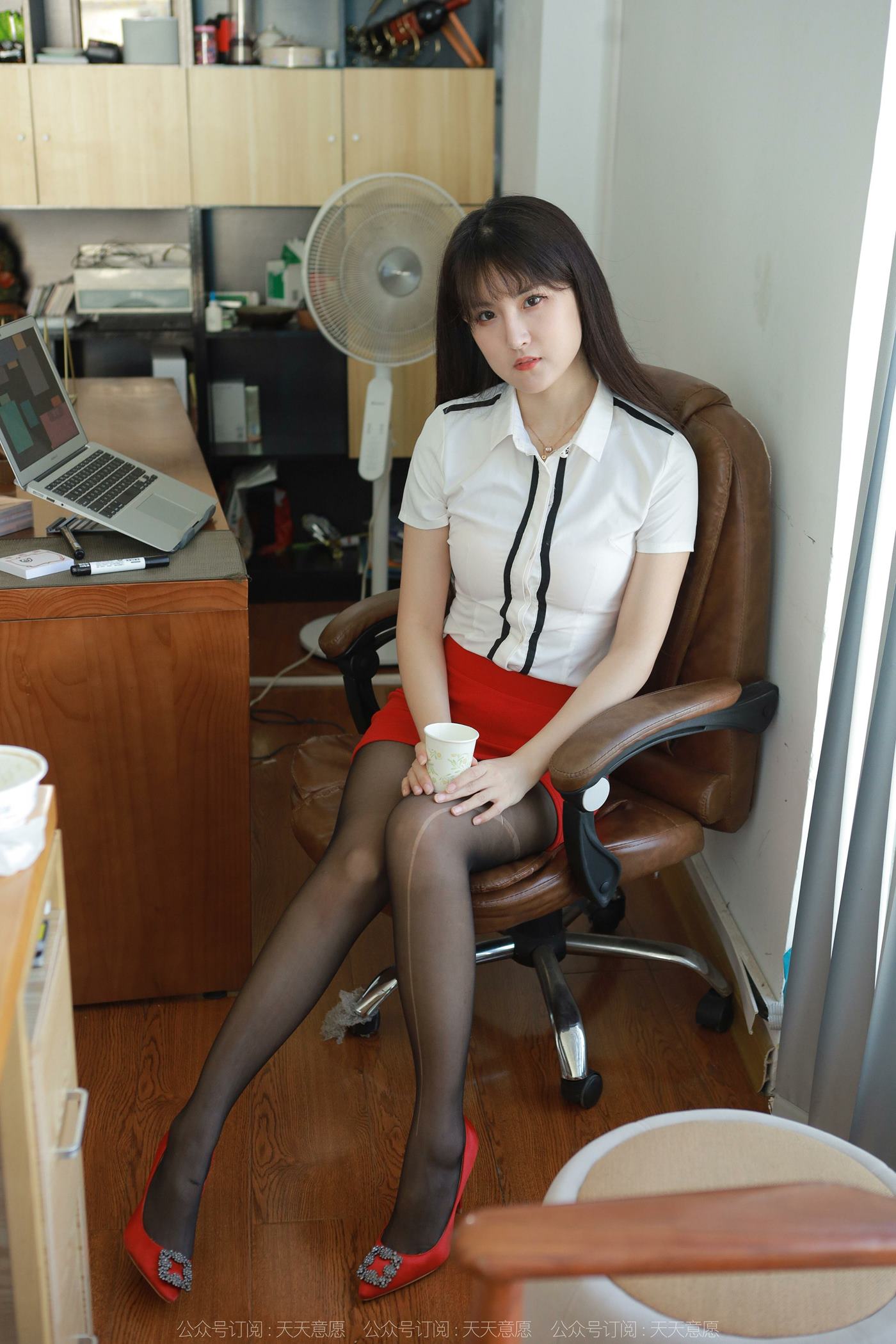 图片[33]-[IESS异思趣向] 耽丝 220729小宝 [90P] – 速更版-美库