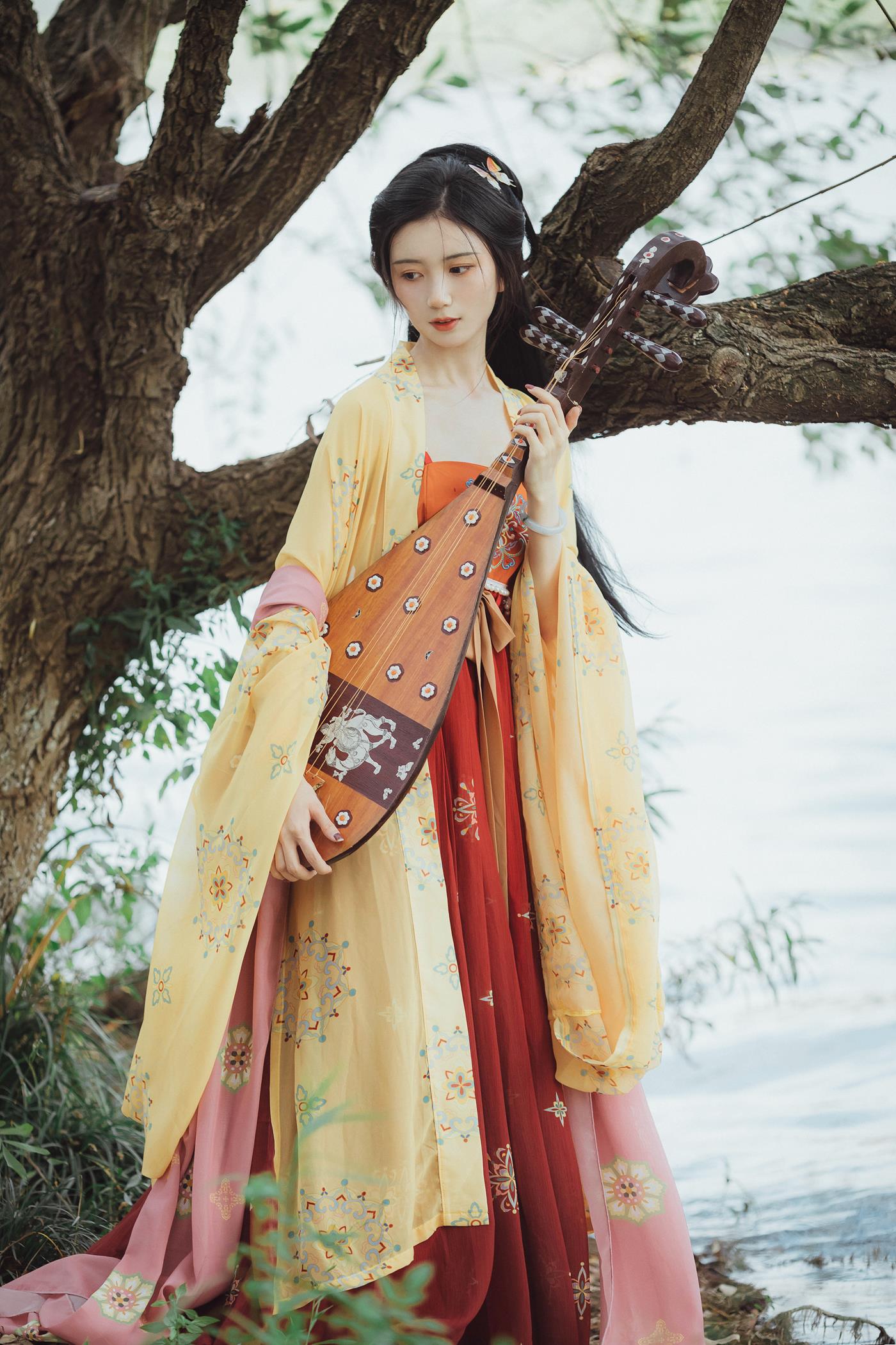 图片[21]-[YITUYU艺图语] 2021.12.29 念你成疾 红利 [20P] – 速更版-美库