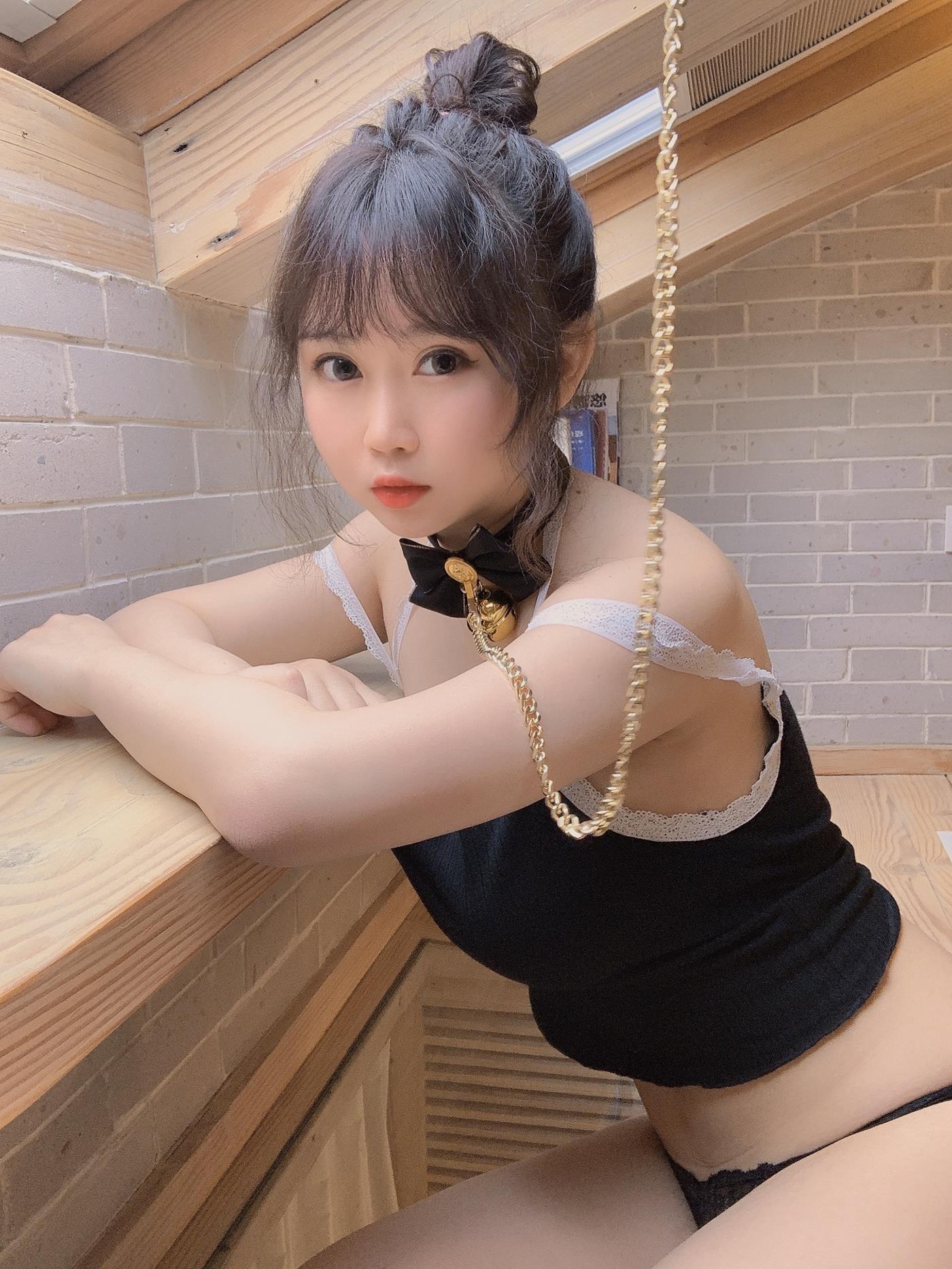 图片[10]-蜜桃少女是依酱呀  – 囚禁[11P] – 速更版-美库