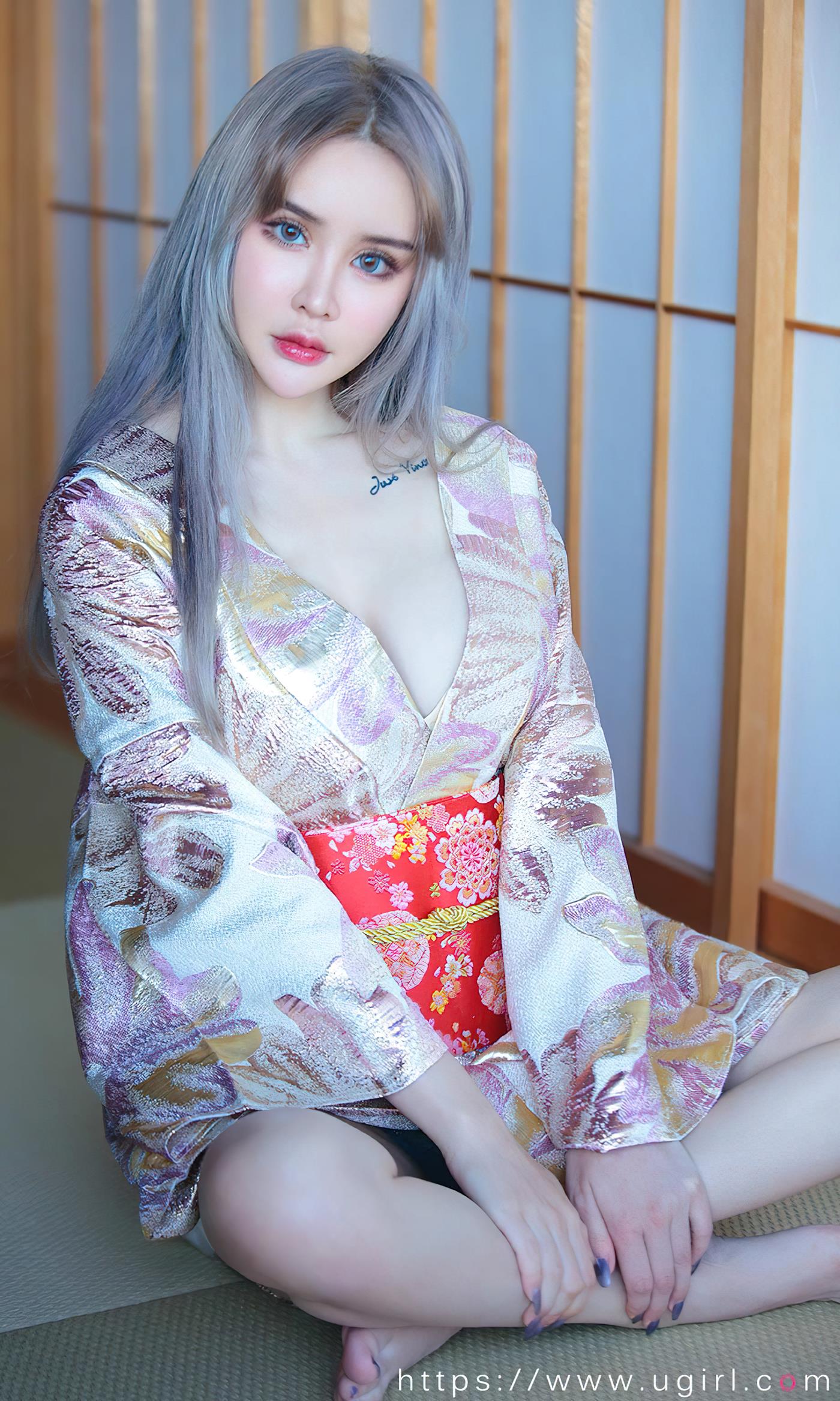 图片[15]-[爱尤物]2022 NO.2440 青树 枫最红时[35P] – 速更版-美库