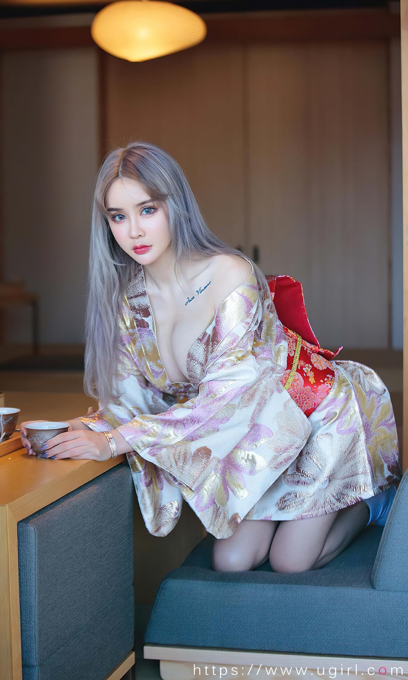 图片[16]-[爱尤物]2022 NO.2440 青树 枫最红时[35P] – 速更版-美库