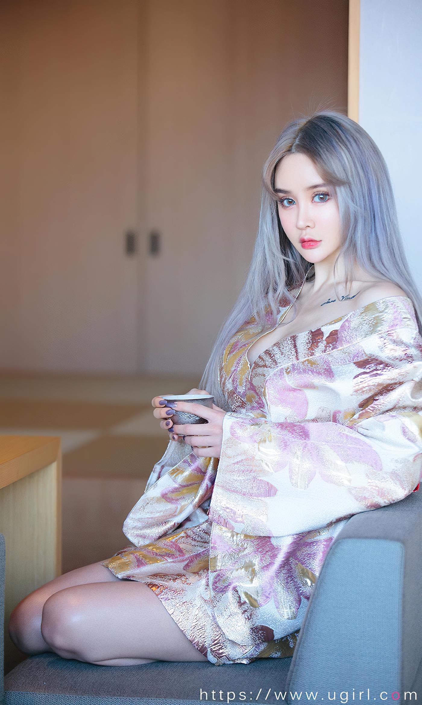 图片[31]-[爱尤物]2022 NO.2440 青树 枫最红时[35P] – 速更版-美库