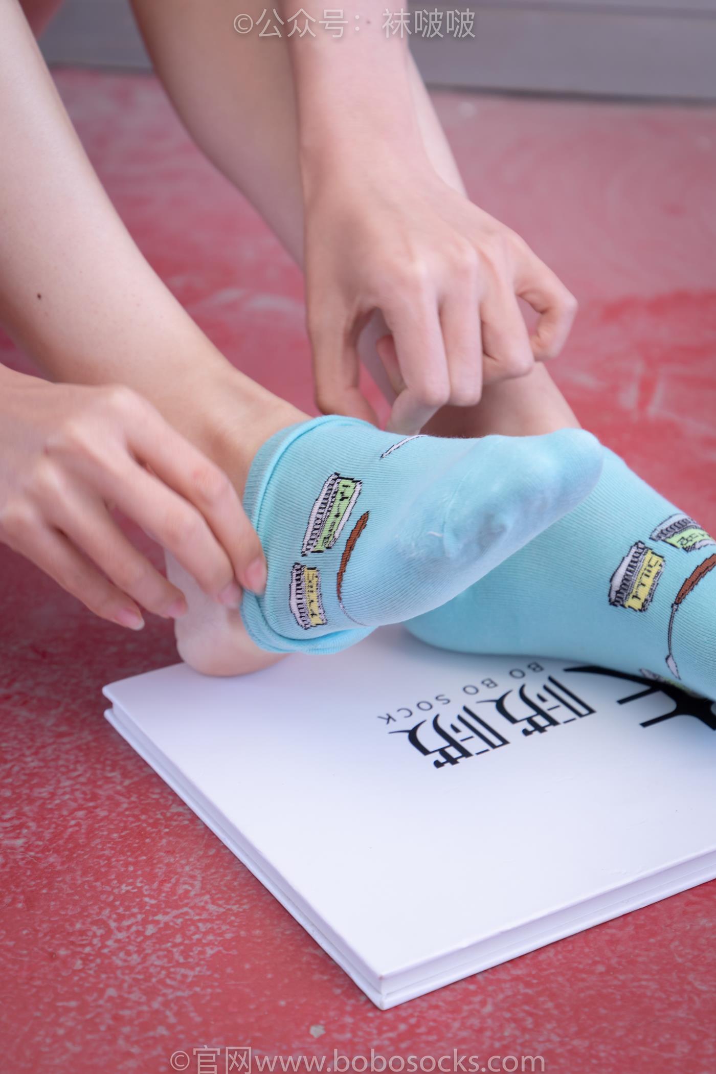 图片[26]-[BoBoSocks袜啵啵]积分限定作品 NO.006 泡芙-板鞋、天蓝色短棉袜、裸足 （2）[70P] – 速更版-美库