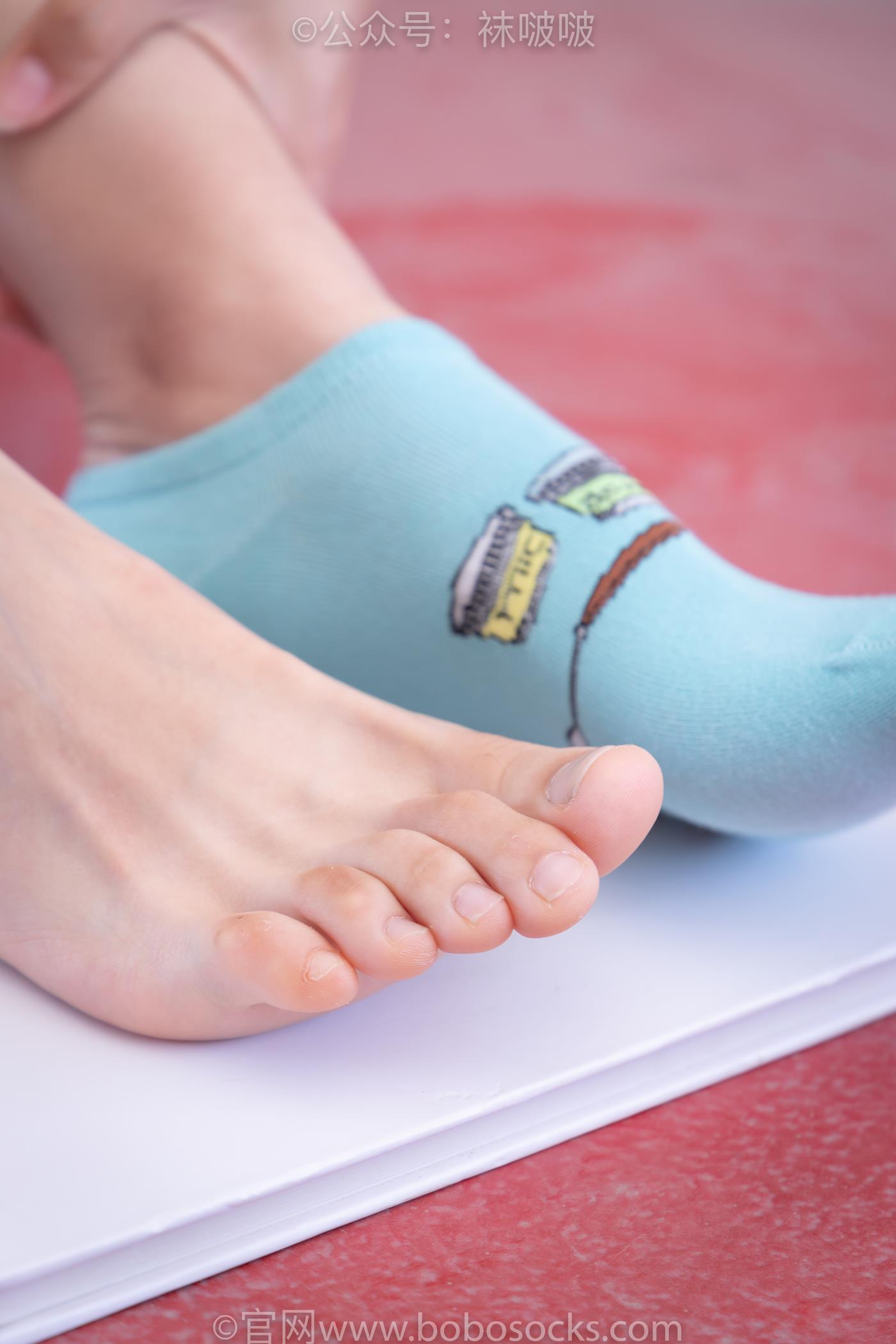 图片[29]-[BoBoSocks袜啵啵]积分限定作品 NO.006 泡芙-板鞋、天蓝色短棉袜、裸足 （2）[70P] – 速更版-美库