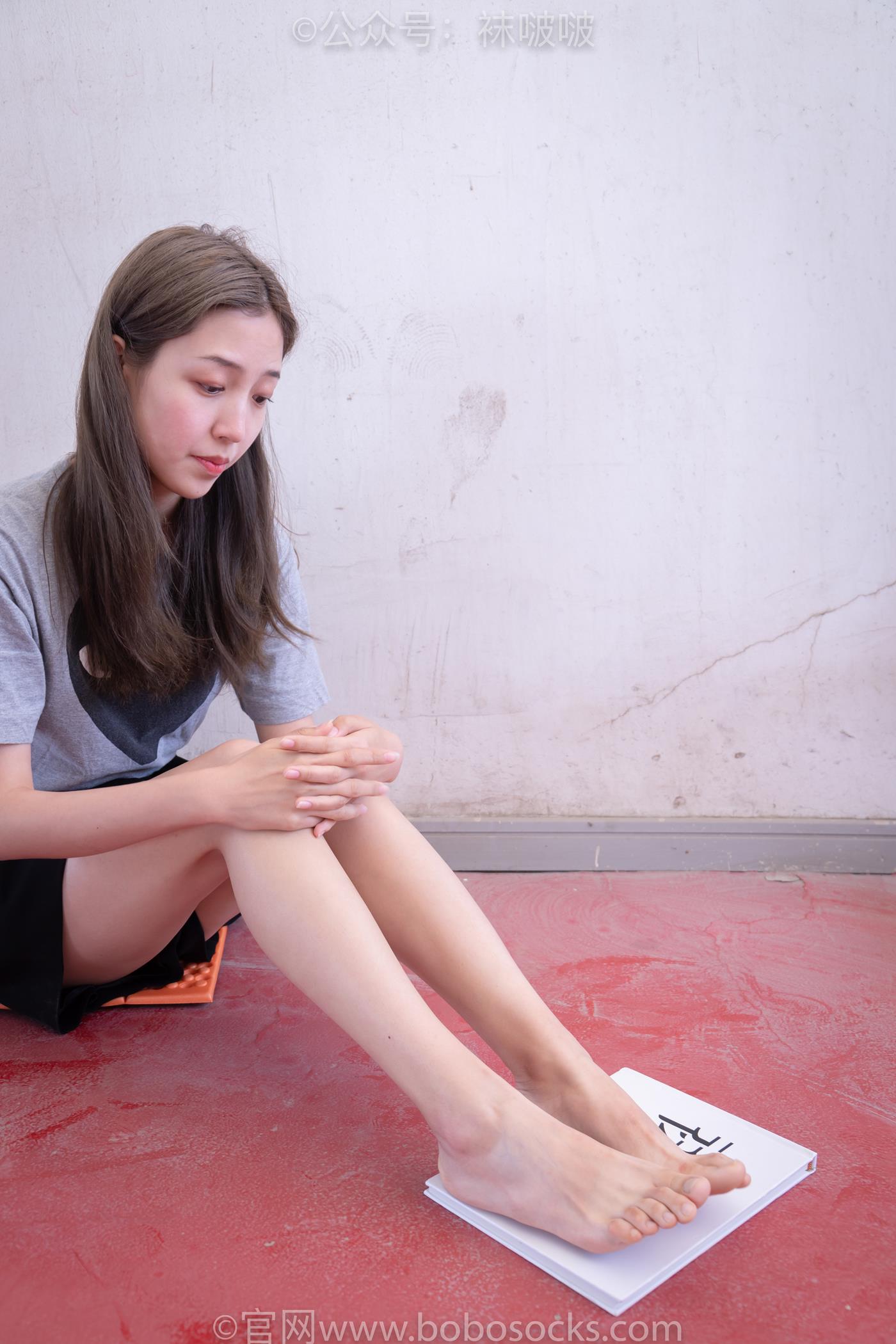 图片[51]-[BoBoSocks袜啵啵]积分限定作品 NO.006 泡芙-板鞋、天蓝色短棉袜、裸足 （2）[70P] – 速更版-美库