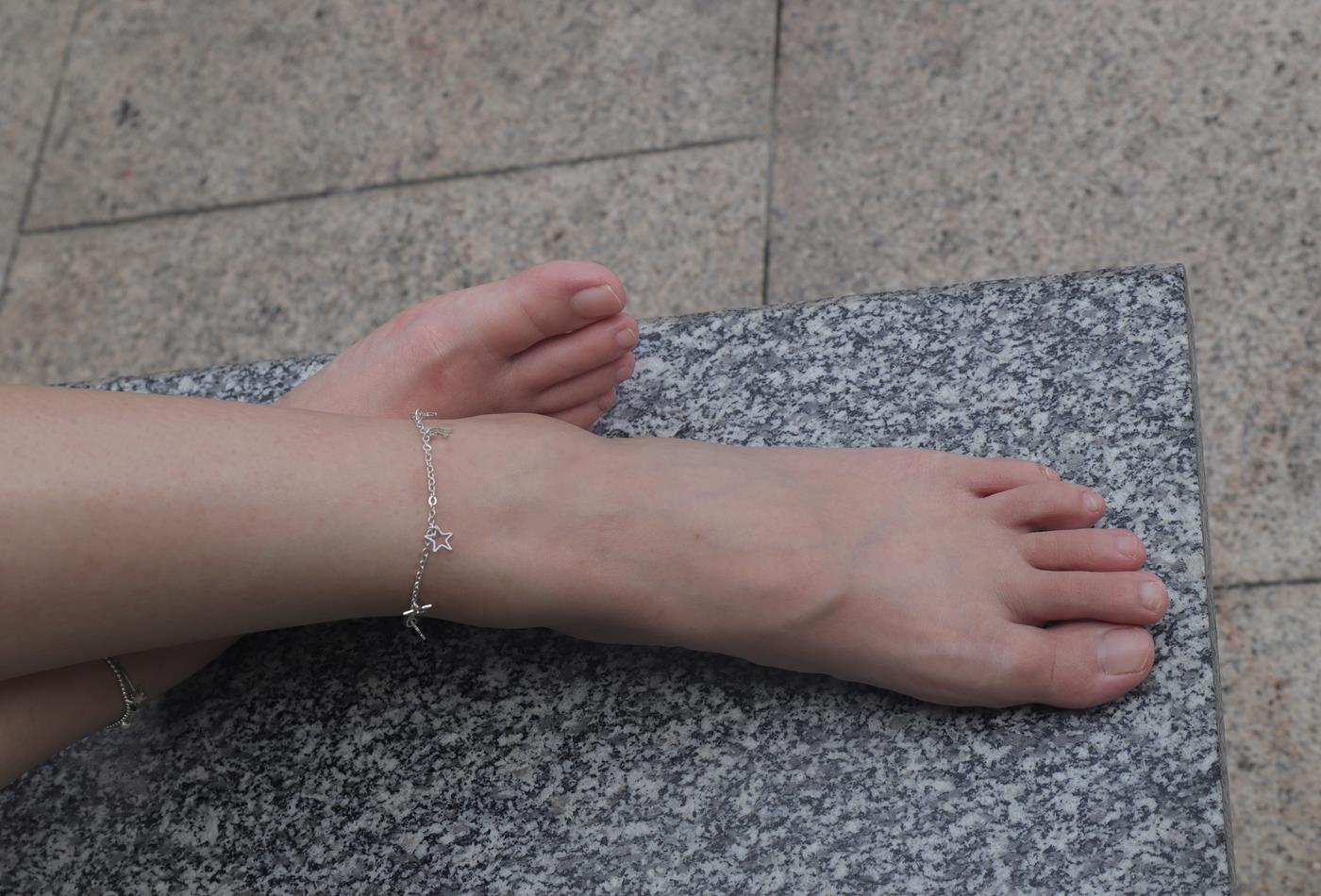 图片[11]-Pary摄影 NO.001 大美女慧婷公园展示美脚 (1) [84P] – 速更版-美库