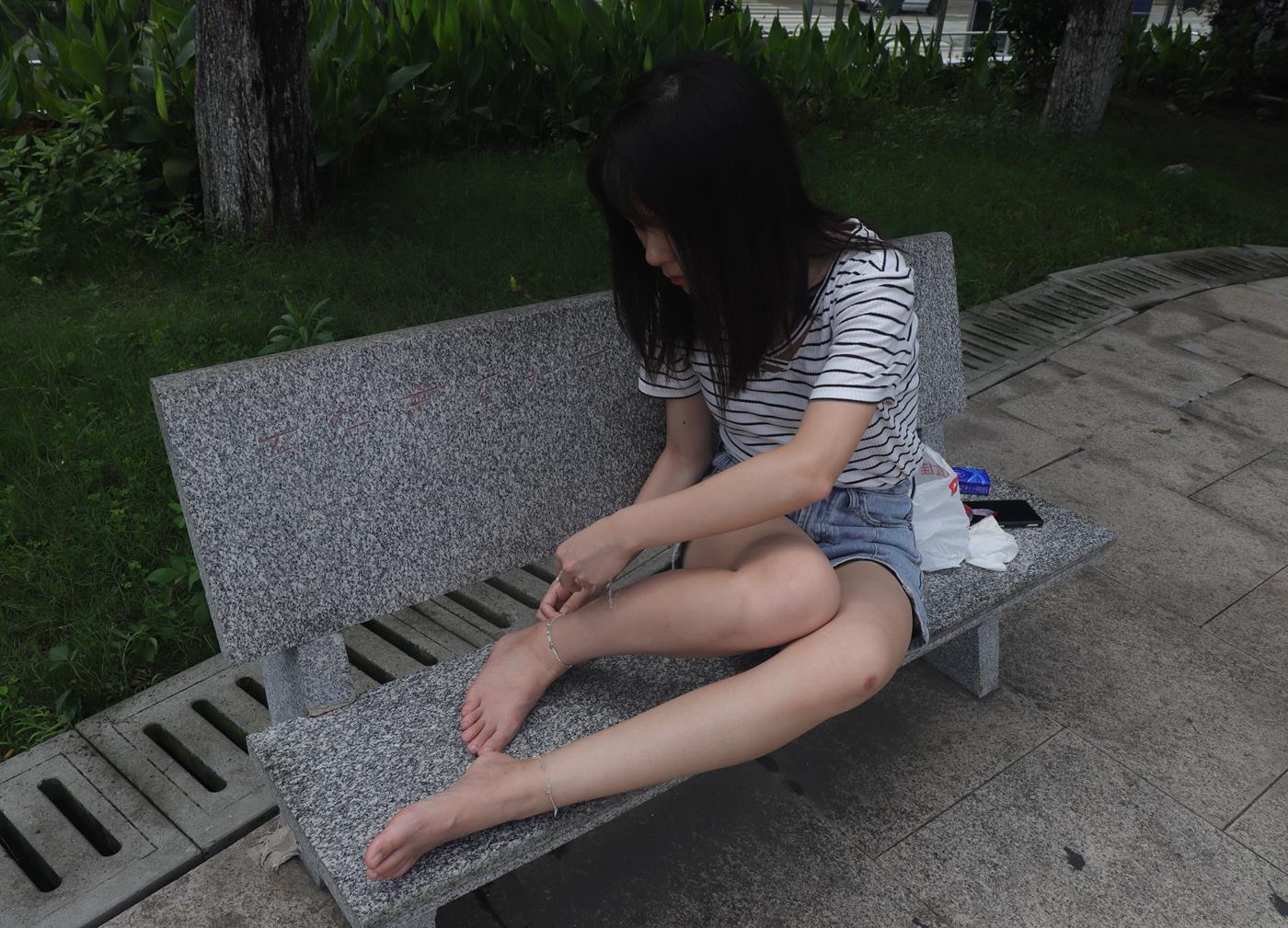 图片[16]-Pary摄影 NO.001 大美女慧婷公园展示美脚 (2) [69P] – 速更版-美库