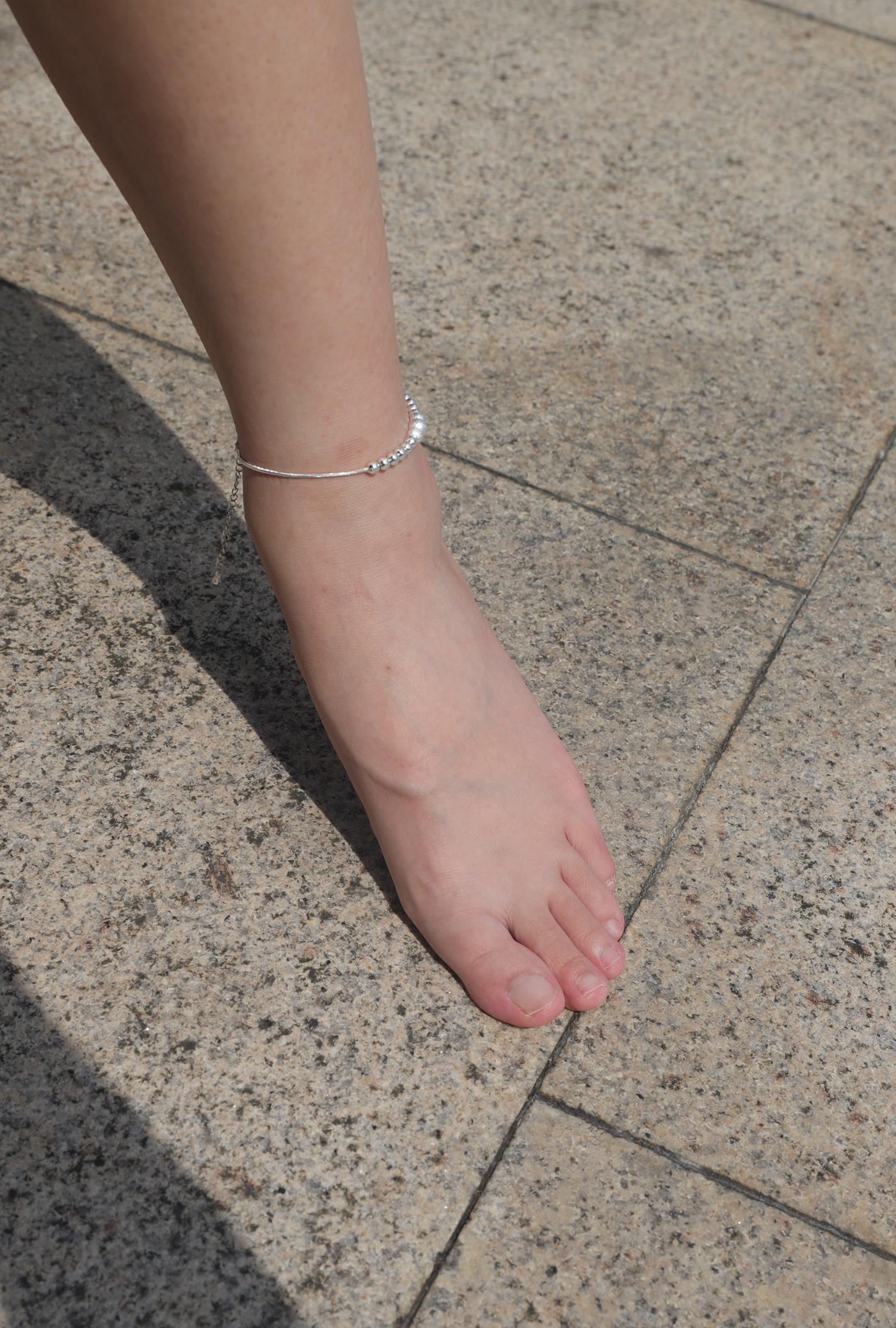 图片[29]-Pary摄影 NO.001 大美女慧婷公园展示美脚 (1) [84P] – 速更版-美库