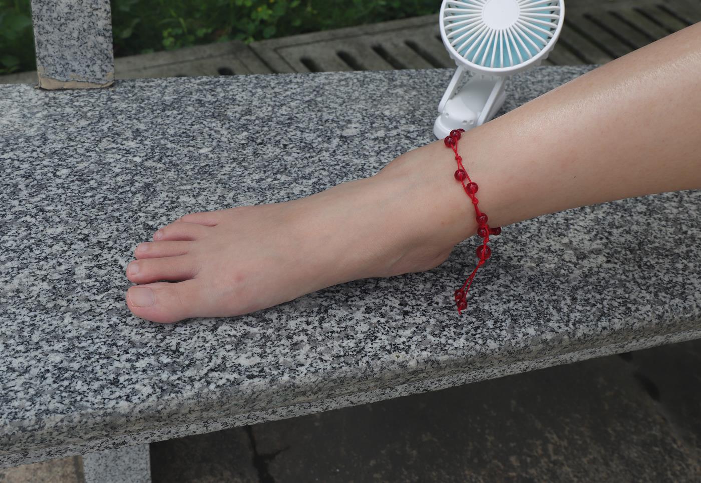 图片[30]-Pary摄影 NO.001 大美女慧婷公园展示美脚 (1) [84P] – 速更版-美库