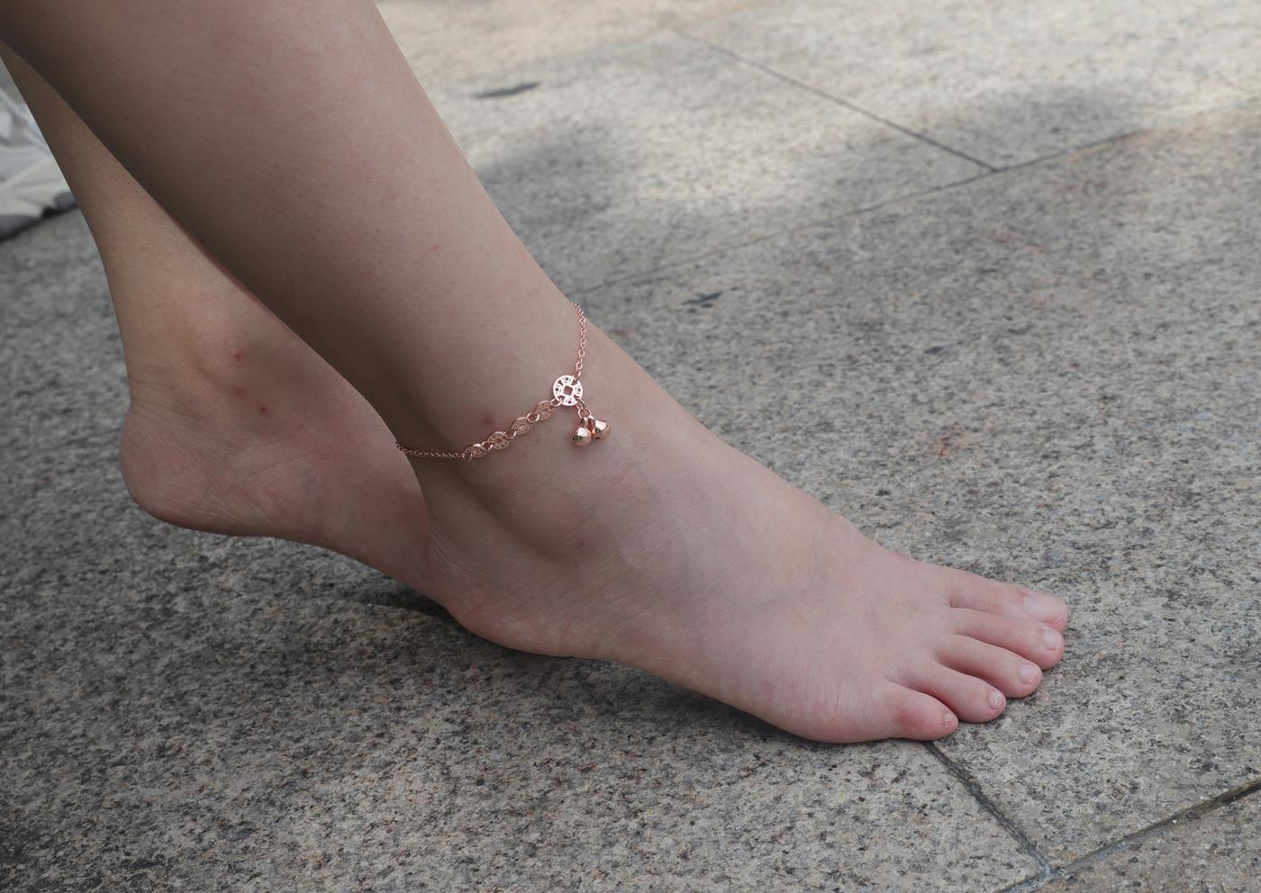 图片[40]-Pary摄影 NO.001 大美女慧婷公园展示美脚 (1) [84P] – 速更版-美库