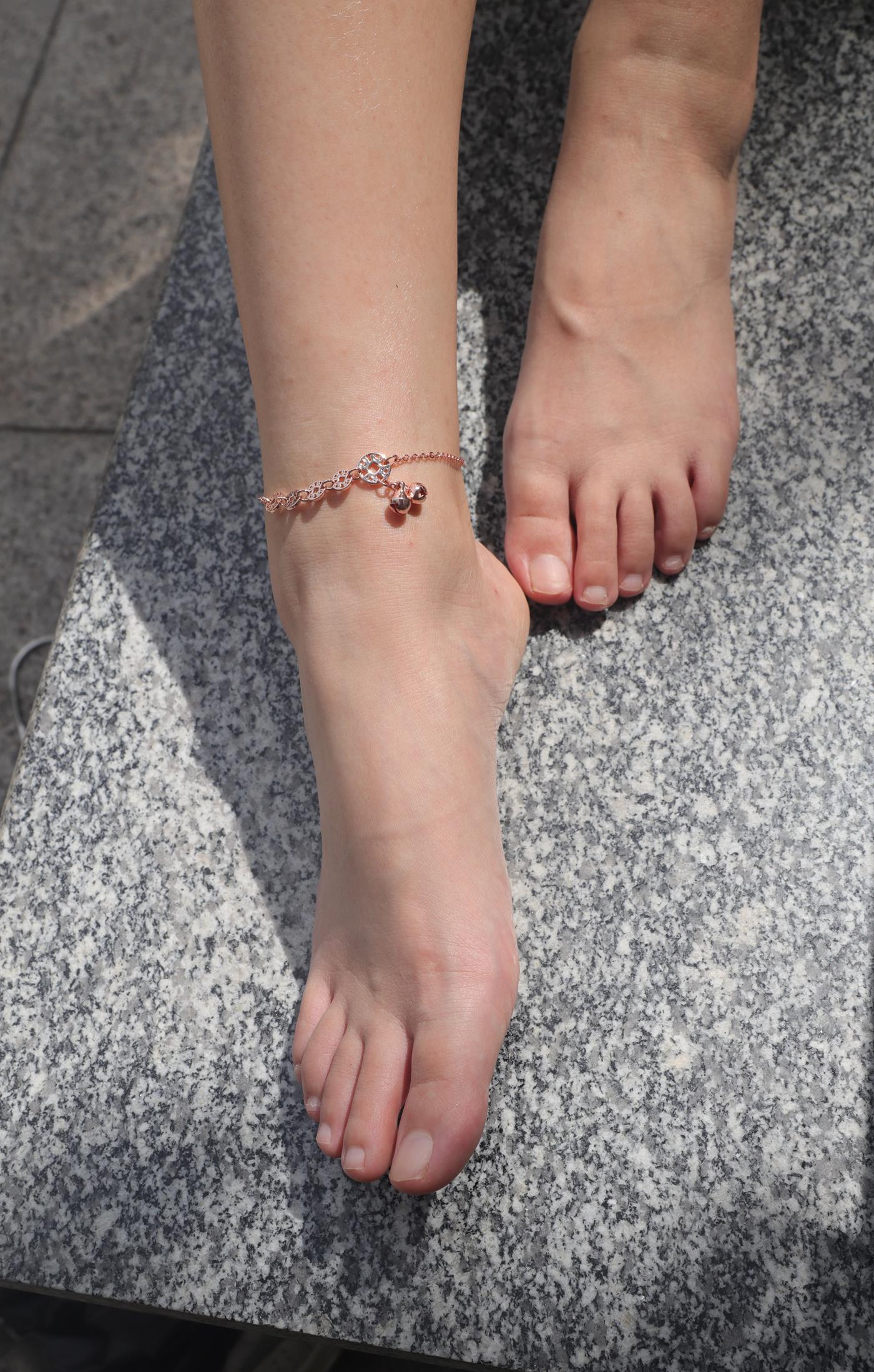 图片[45]-Pary摄影 NO.001 大美女慧婷公园展示美脚 (1) [84P] – 速更版-美库