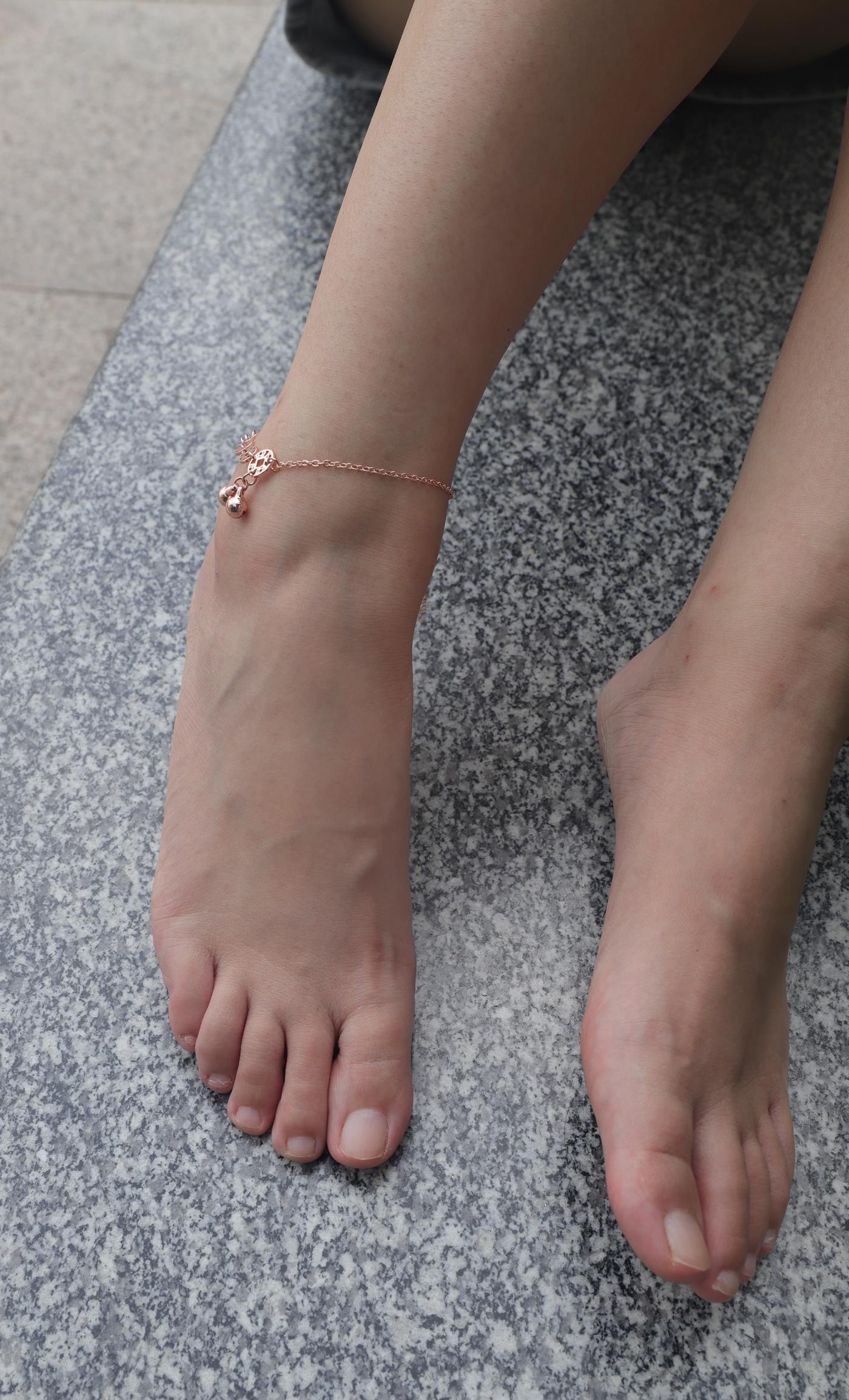 图片[47]-Pary摄影 NO.001 大美女慧婷公园展示美脚 (1) [84P] – 速更版-美库