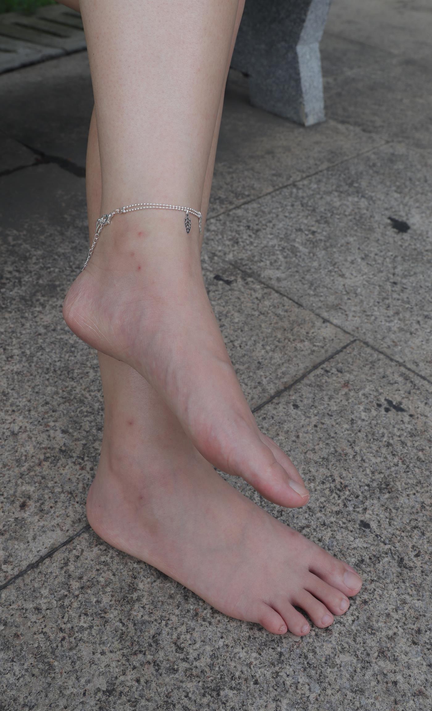 图片[68]-Pary摄影 NO.001 大美女慧婷公园展示美脚 (1) [84P] – 速更版-美库