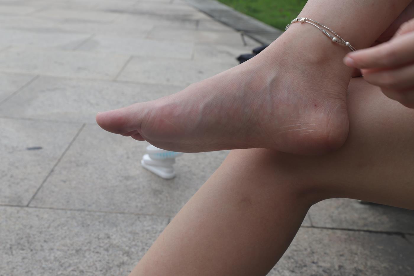 图片[71]-Pary摄影 NO.001 大美女慧婷公园展示美脚 (1) [84P] – 速更版-美库