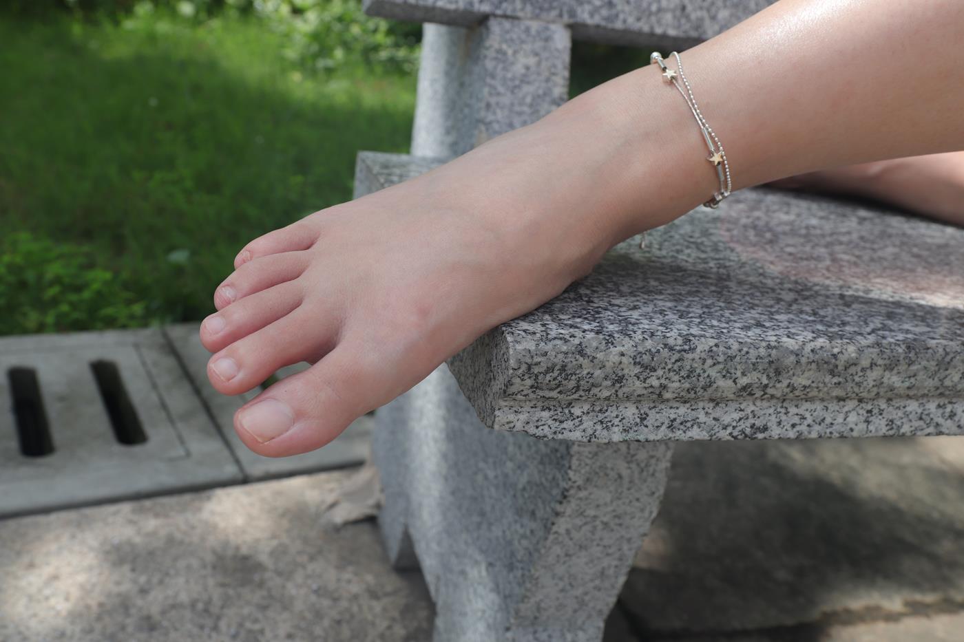 图片[77]-Pary摄影 NO.001 大美女慧婷公园展示美脚 (1) [84P] – 速更版-美库