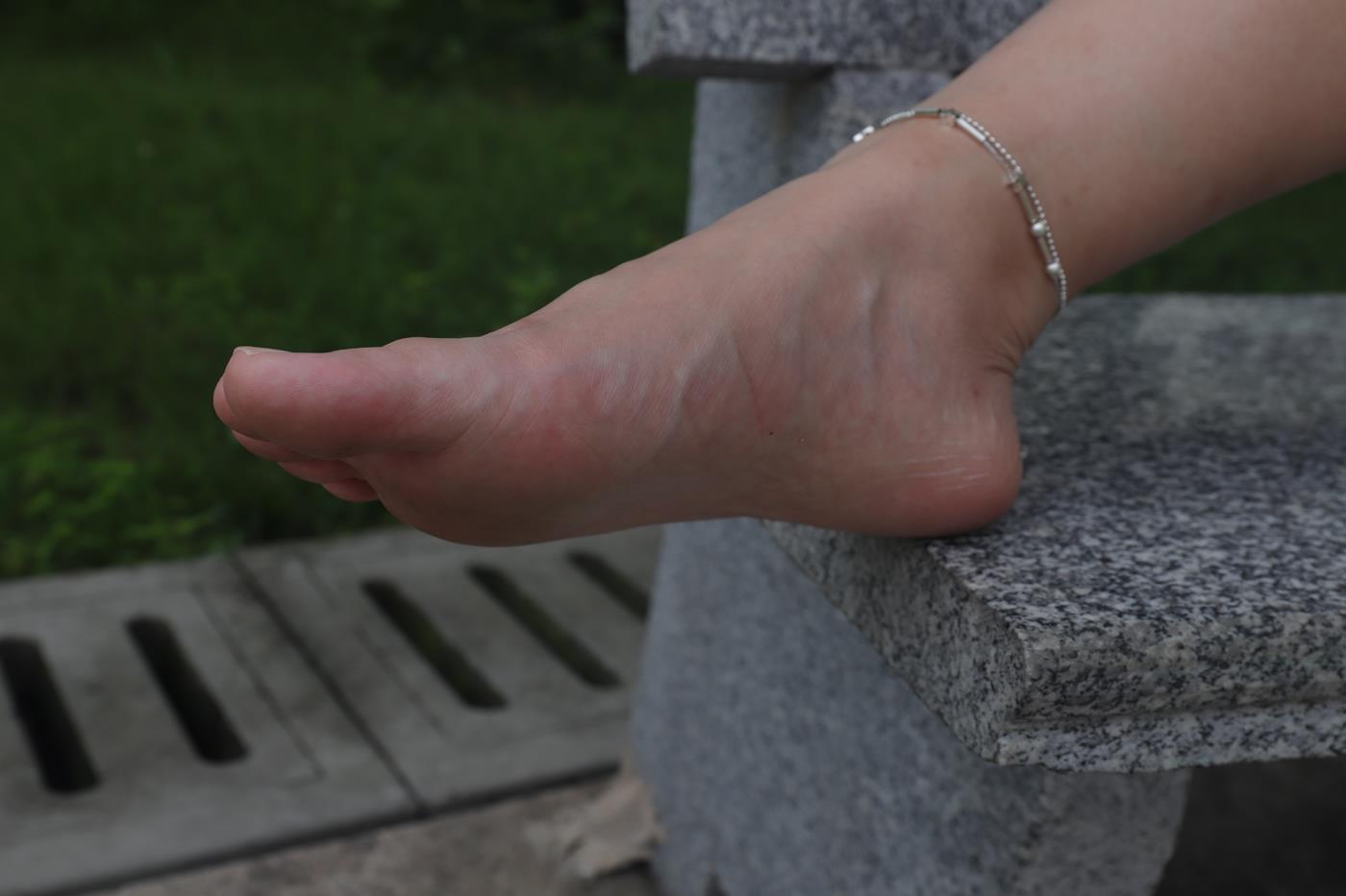 图片[84]-Pary摄影 NO.001 大美女慧婷公园展示美脚 (1) [84P] – 速更版-美库