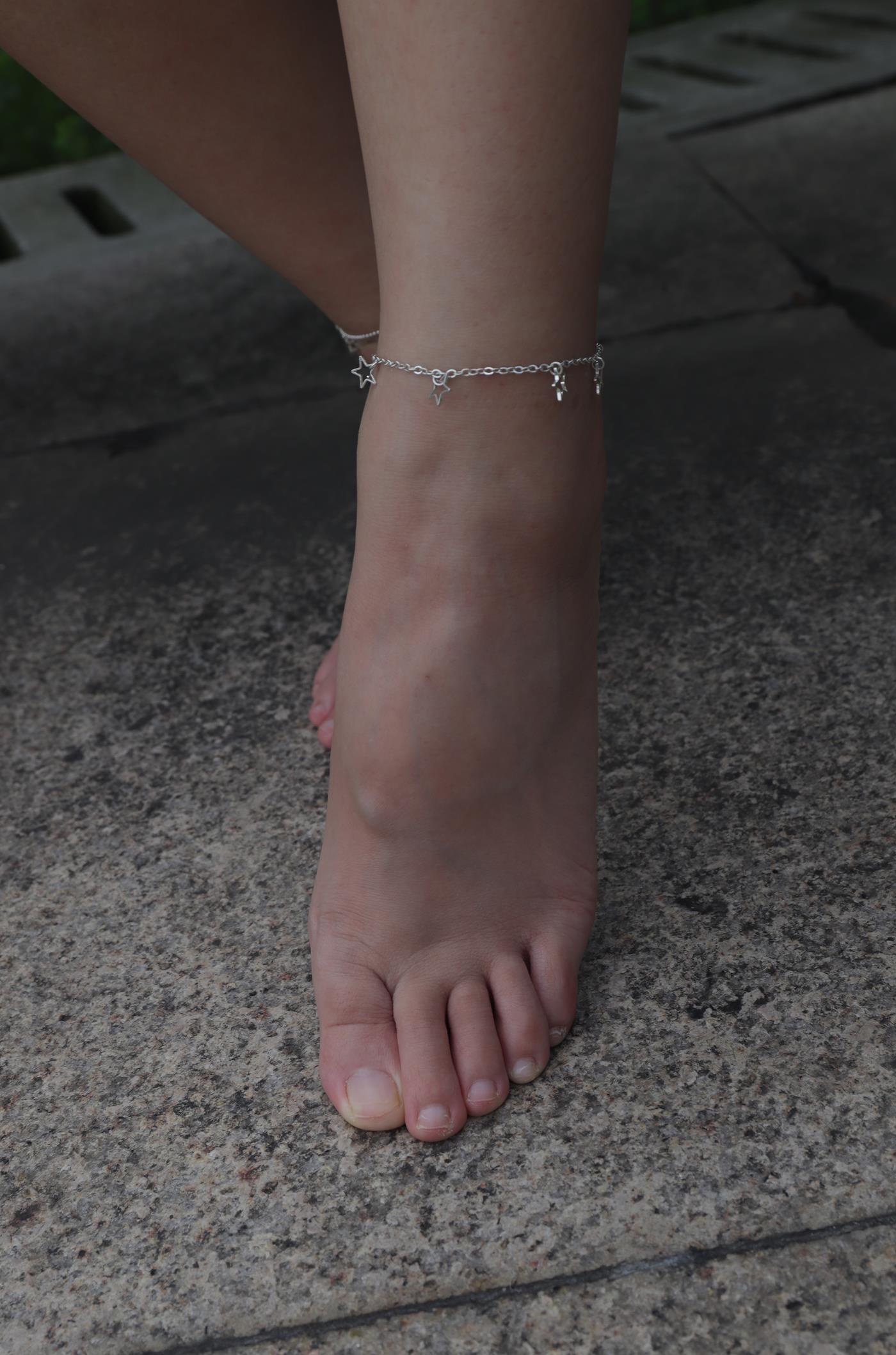 图片[85]-Pary摄影 NO.001 大美女慧婷公园展示美脚 (1) [84P] – 速更版-美库