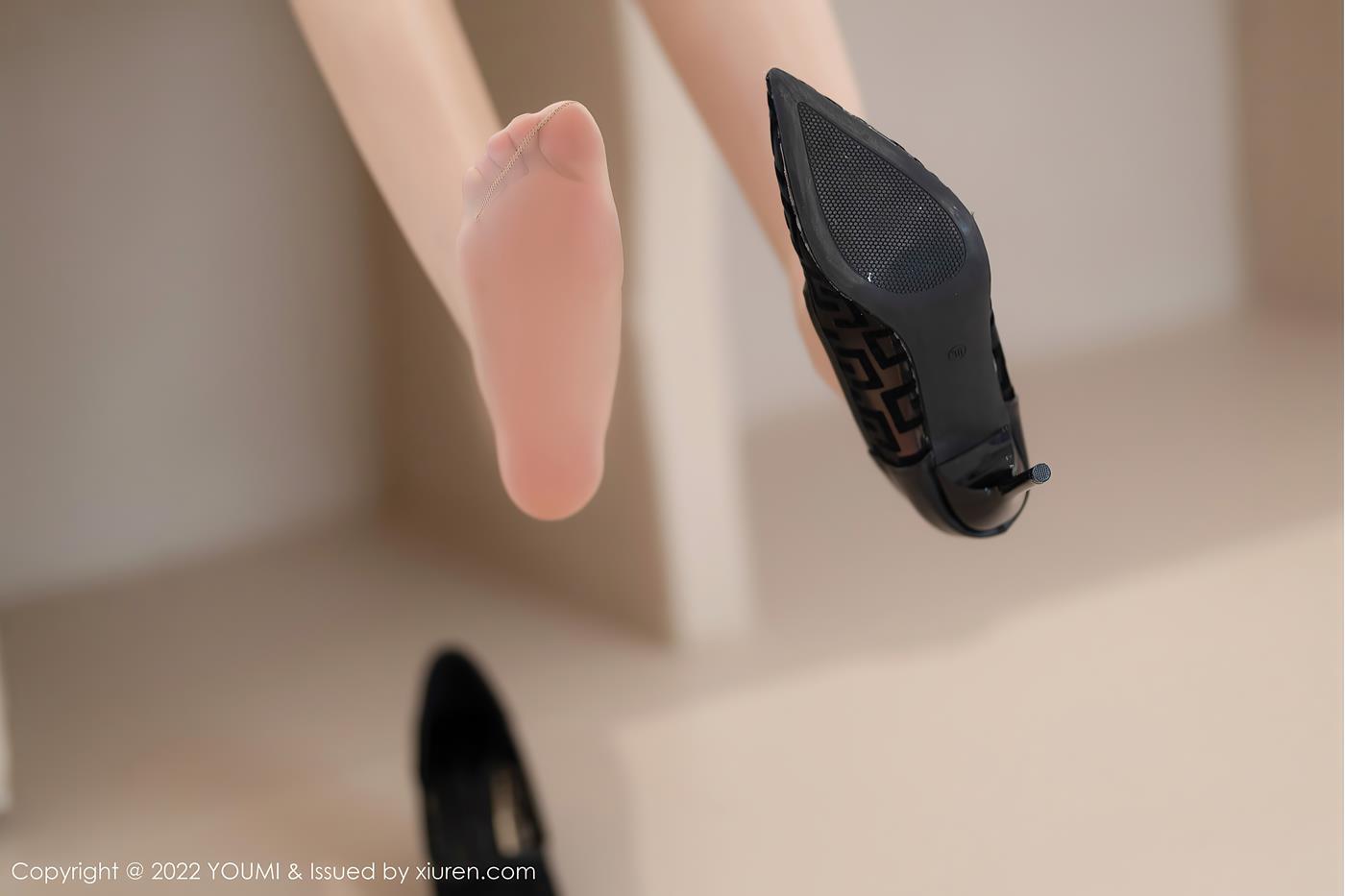 图片[16]-[YOUMI尤蜜荟] 2022.10.28 VOL.858 奶瓶土肥圆矮挫丑黑穷 制服美臀[32P] – 速更版-美库