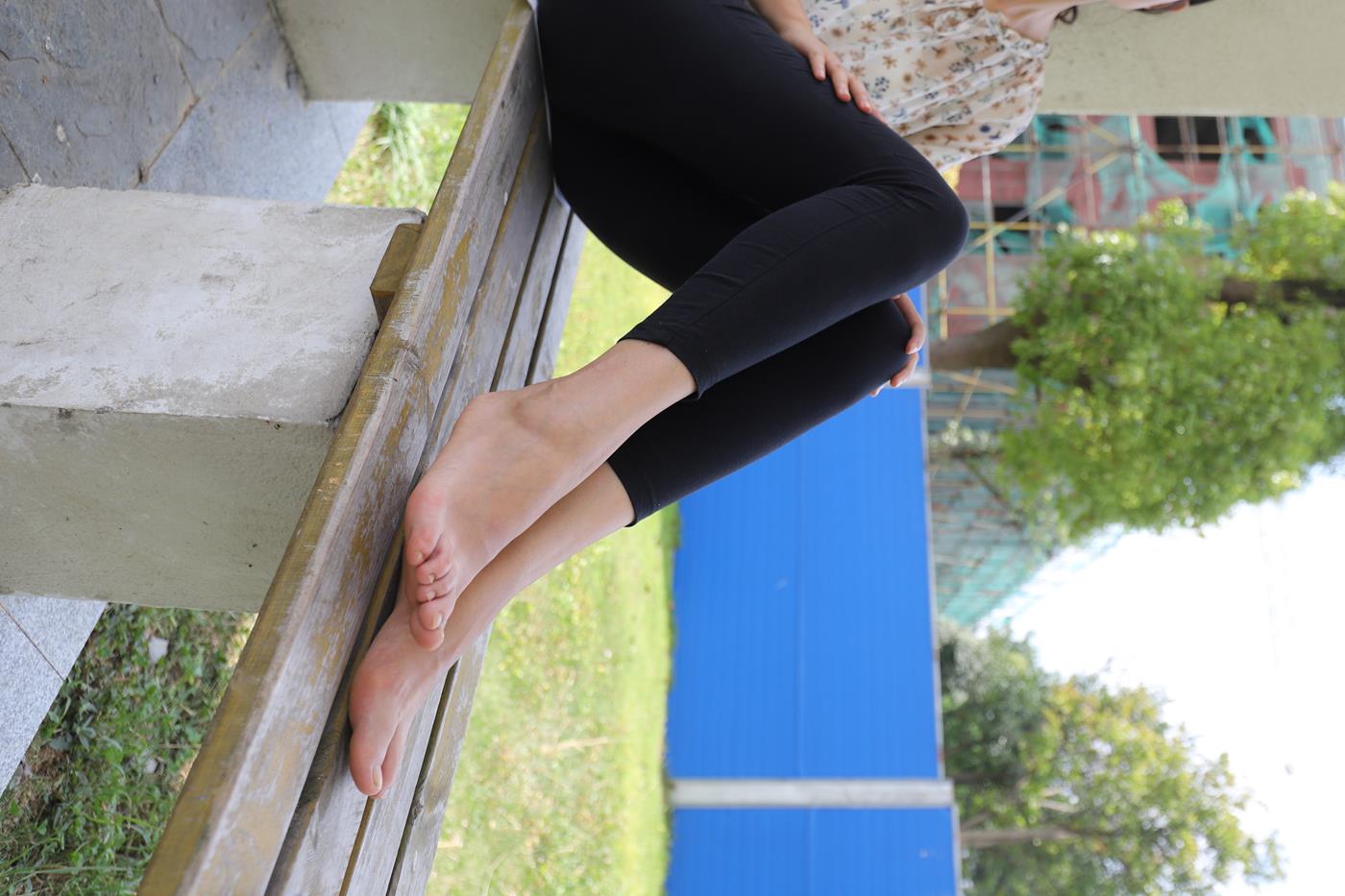 图片[10]-大西瓜爱牙膏-2019 12X活动 模特3（三）公园短丝 短袜 (3) [56P] – 速更版-美库