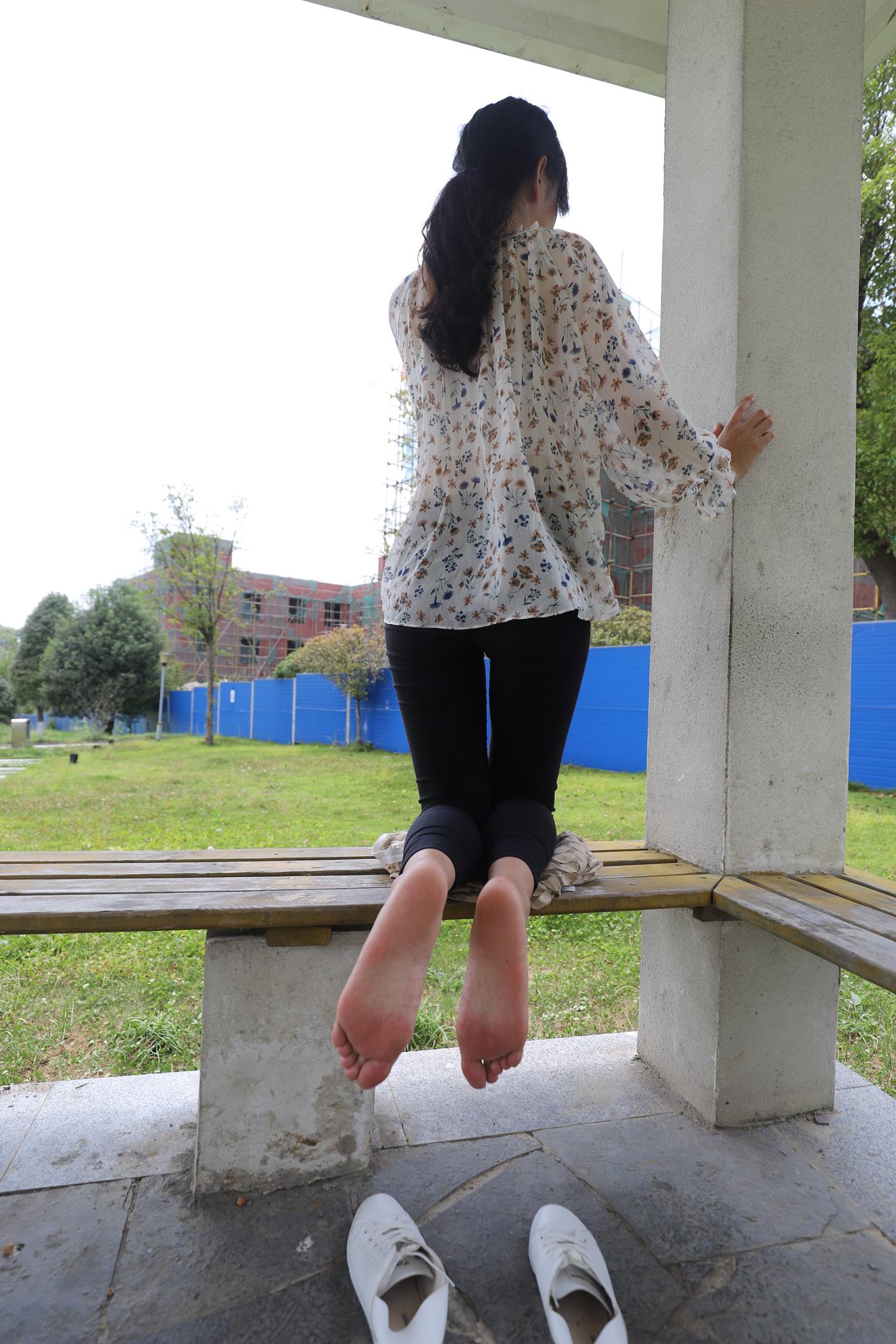 图片[16]-大西瓜爱牙膏-2019 12X活动 模特3（三）公园短丝 短袜 (4) [41P] – 速更版-美库