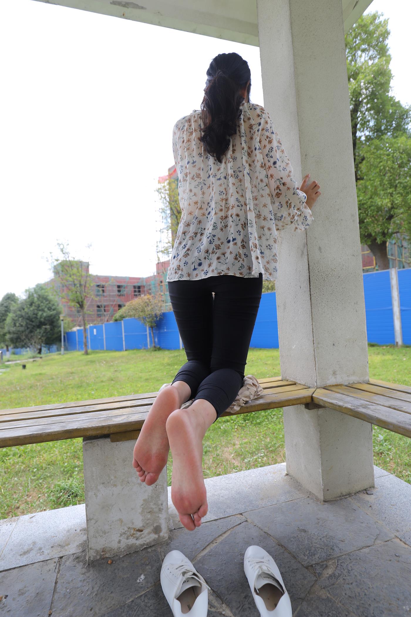 图片[17]-大西瓜爱牙膏-2019 12X活动 模特3（三）公园短丝 短袜 (4) [41P] – 速更版-美库