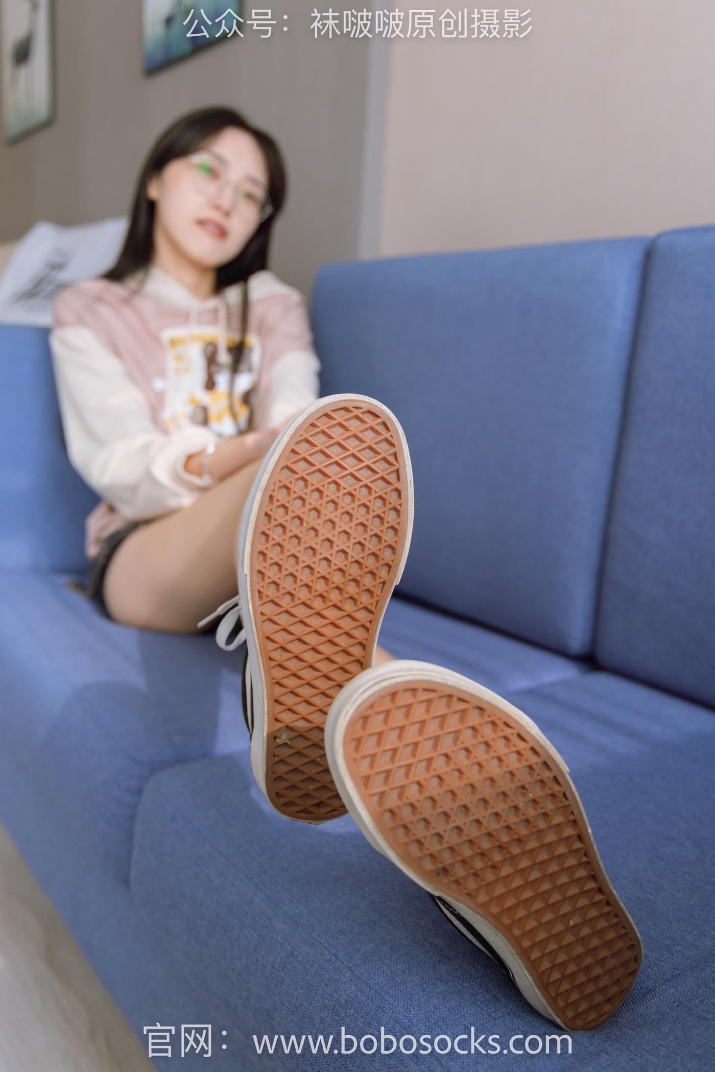 图片[23]-[BoBoSocks袜啵啵]NO.143 稚予-匡威板鞋、vans帆布鞋、两双白棉袜 (1) [84P] – 速更版-美库