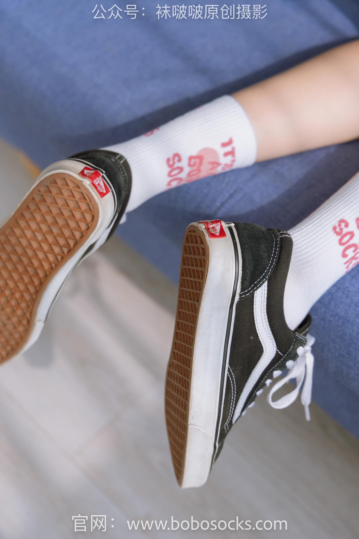 图片[31]-[BoBoSocks袜啵啵]NO.143 稚予-匡威板鞋、vans帆布鞋、两双白棉袜 (1) [84P] – 速更版-美库