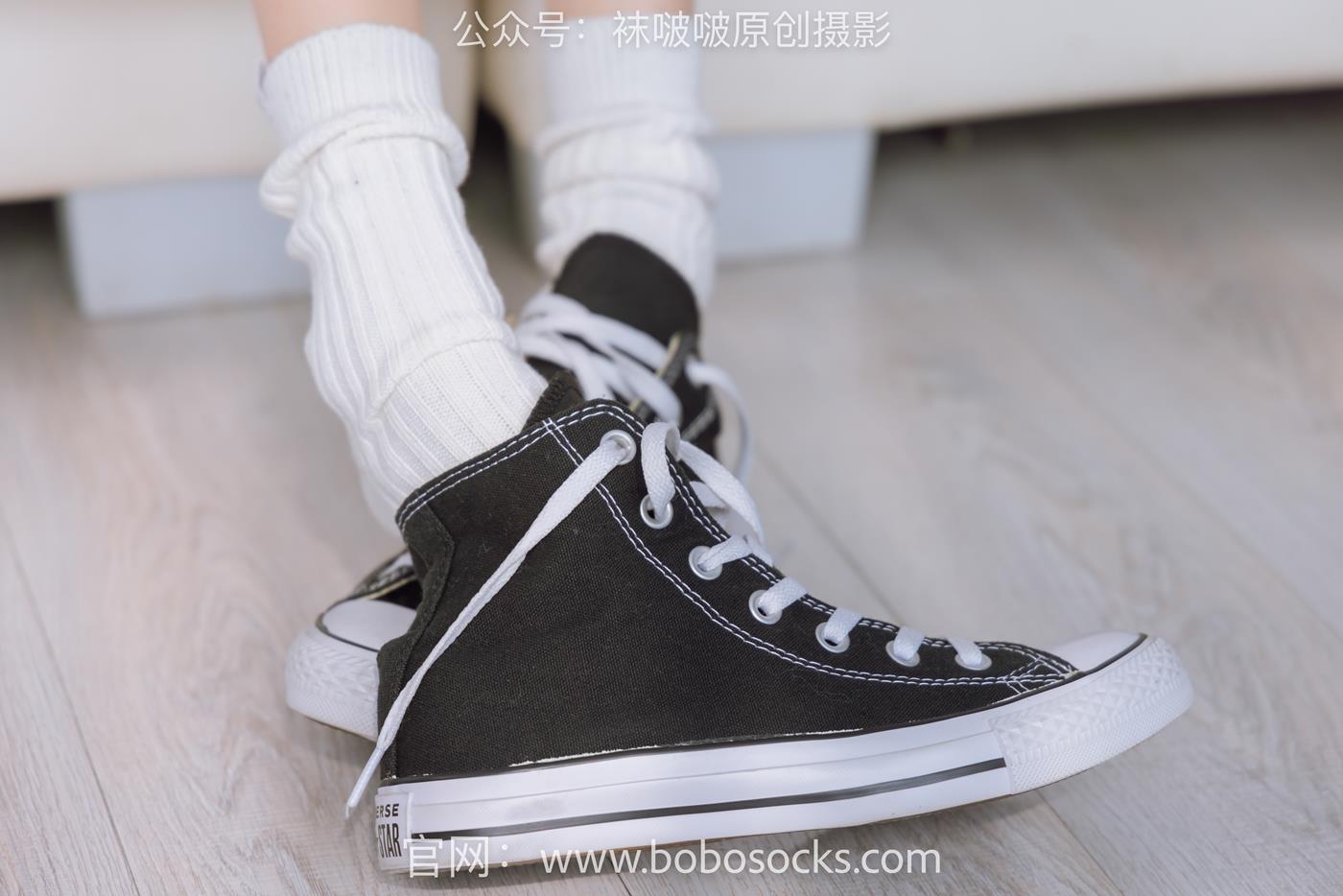 图片[51]-[BoBoSocks袜啵啵]NO.143 稚予-匡威板鞋、vans帆布鞋、两双白棉袜 (2) [82P] – 速更版-美库
