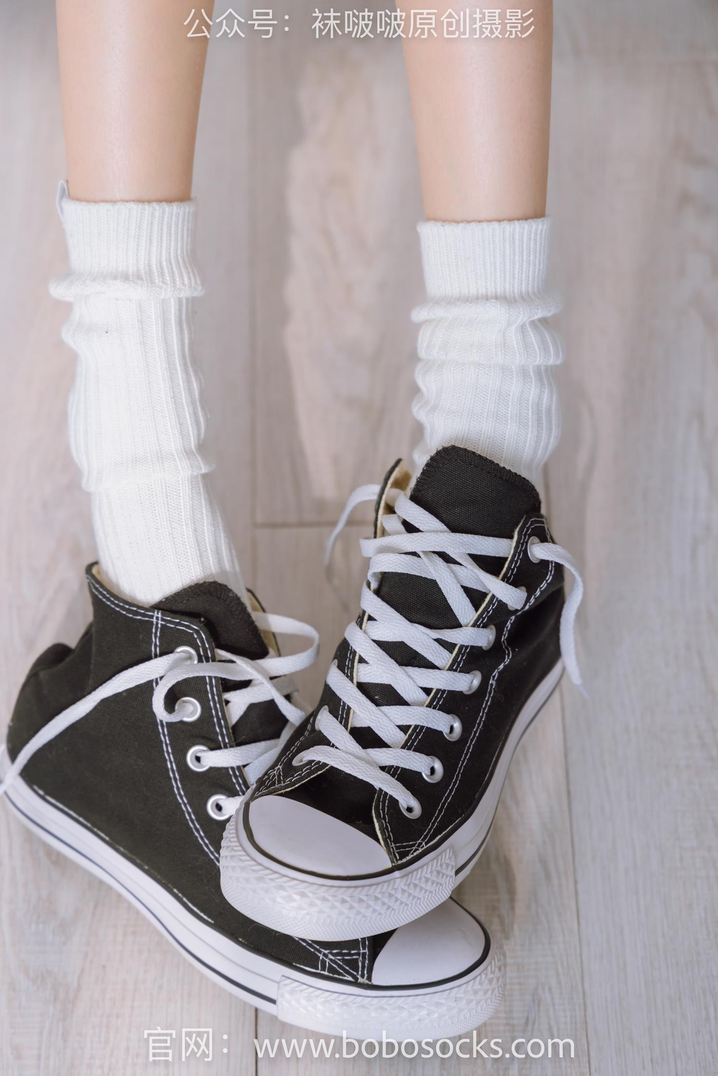 图片[52]-[BoBoSocks袜啵啵]NO.143 稚予-匡威板鞋、vans帆布鞋、两双白棉袜 (2) [82P] – 速更版-美库