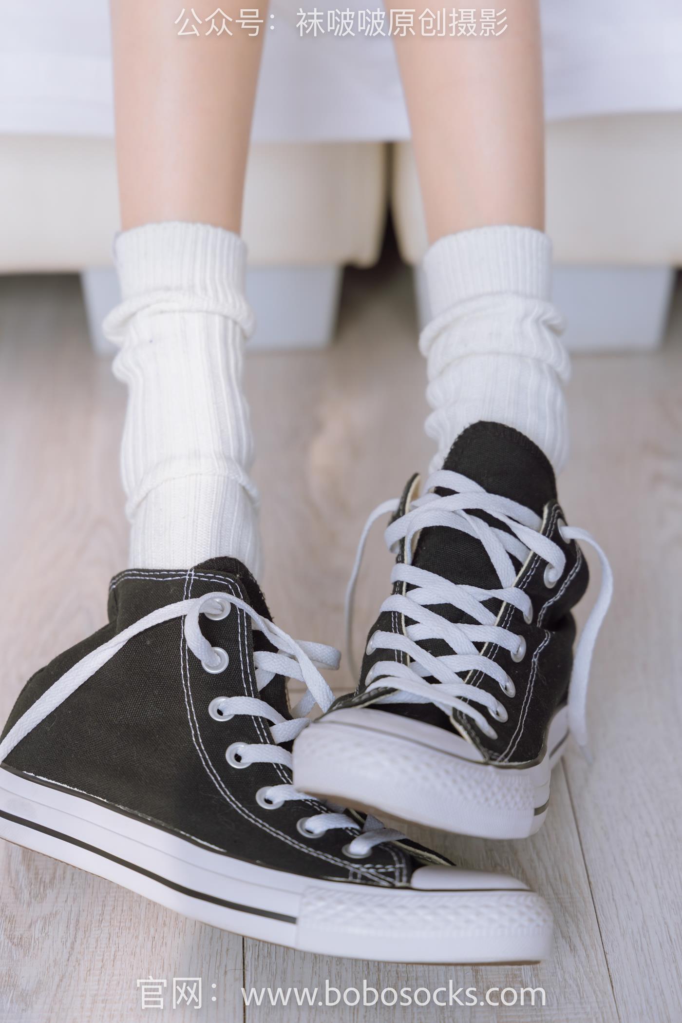 图片[53]-[BoBoSocks袜啵啵]NO.143 稚予-匡威板鞋、vans帆布鞋、两双白棉袜 (2) [82P] – 速更版-美库