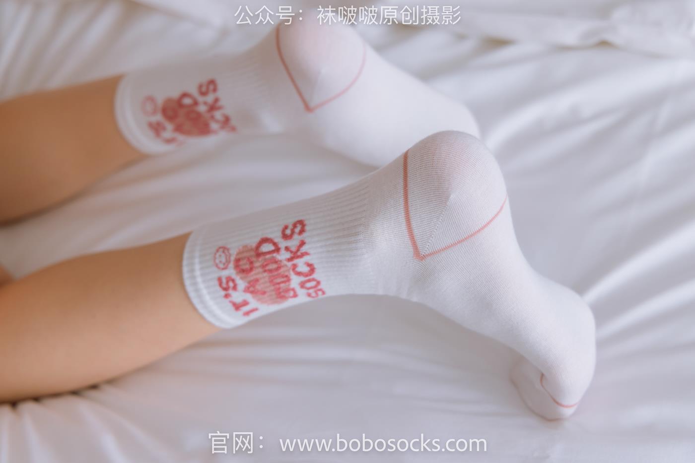 图片[72]-[BoBoSocks袜啵啵]NO.143 稚予-匡威板鞋、vans帆布鞋、两双白棉袜 (1) [84P] – 速更版-美库