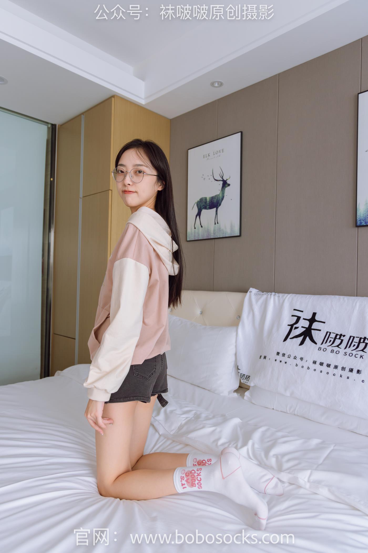 图片[73]-[BoBoSocks袜啵啵]NO.143 稚予-匡威板鞋、vans帆布鞋、两双白棉袜 (1) [84P] – 速更版-美库