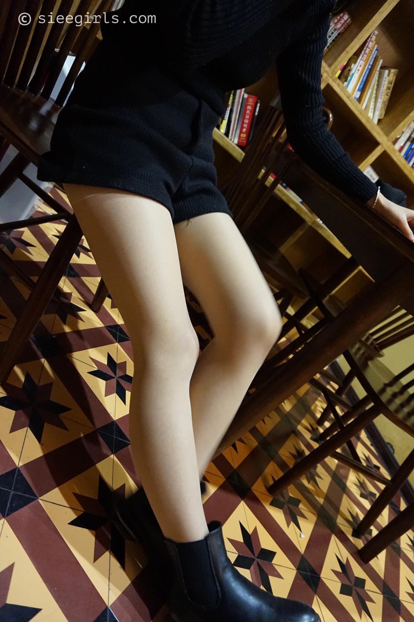 图片[16]-[SIEE丝意]新刊 NO.017 琦琦 咖啡馆[56P] – 速更版-美库