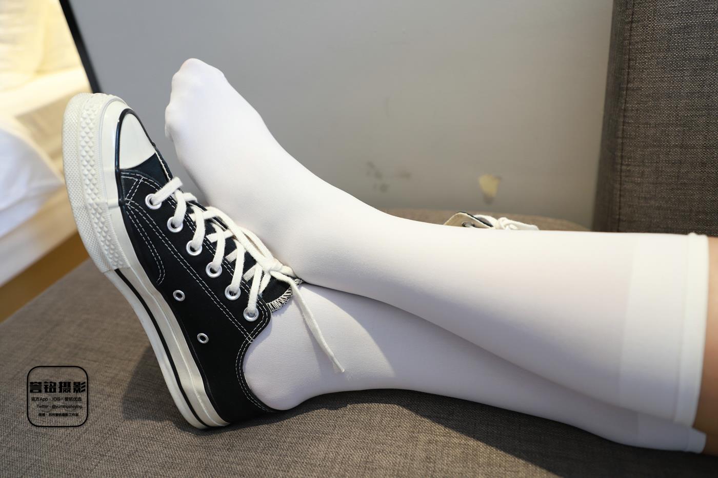 图片[71]-[誉铭传媒]袜足摄影 2022年《2022微信群第8套》[85P] – 速更版-美库