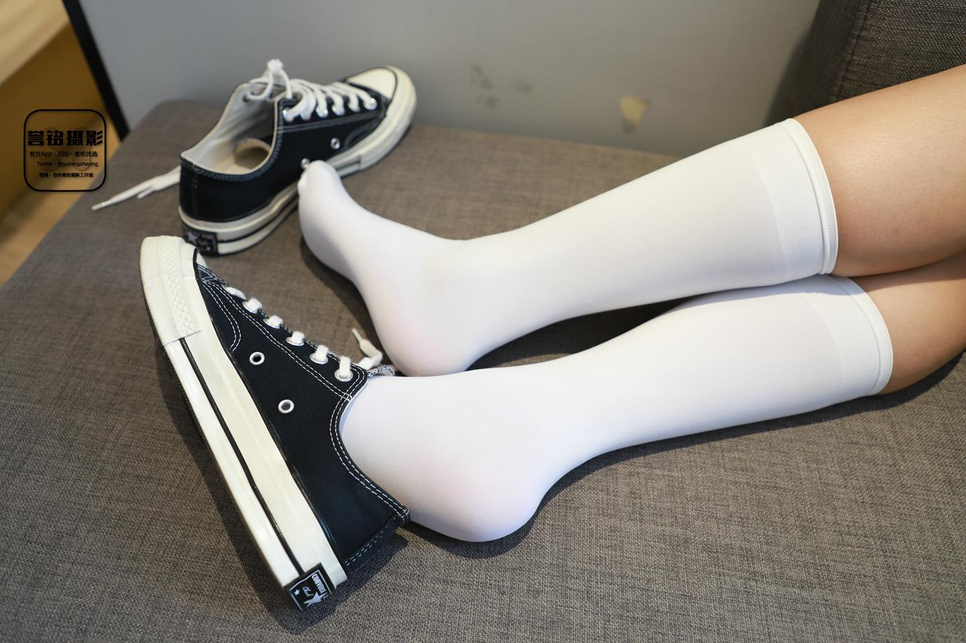 图片[74]-[誉铭传媒]袜足摄影 2022年《2022微信群第8套》[85P] – 速更版-美库