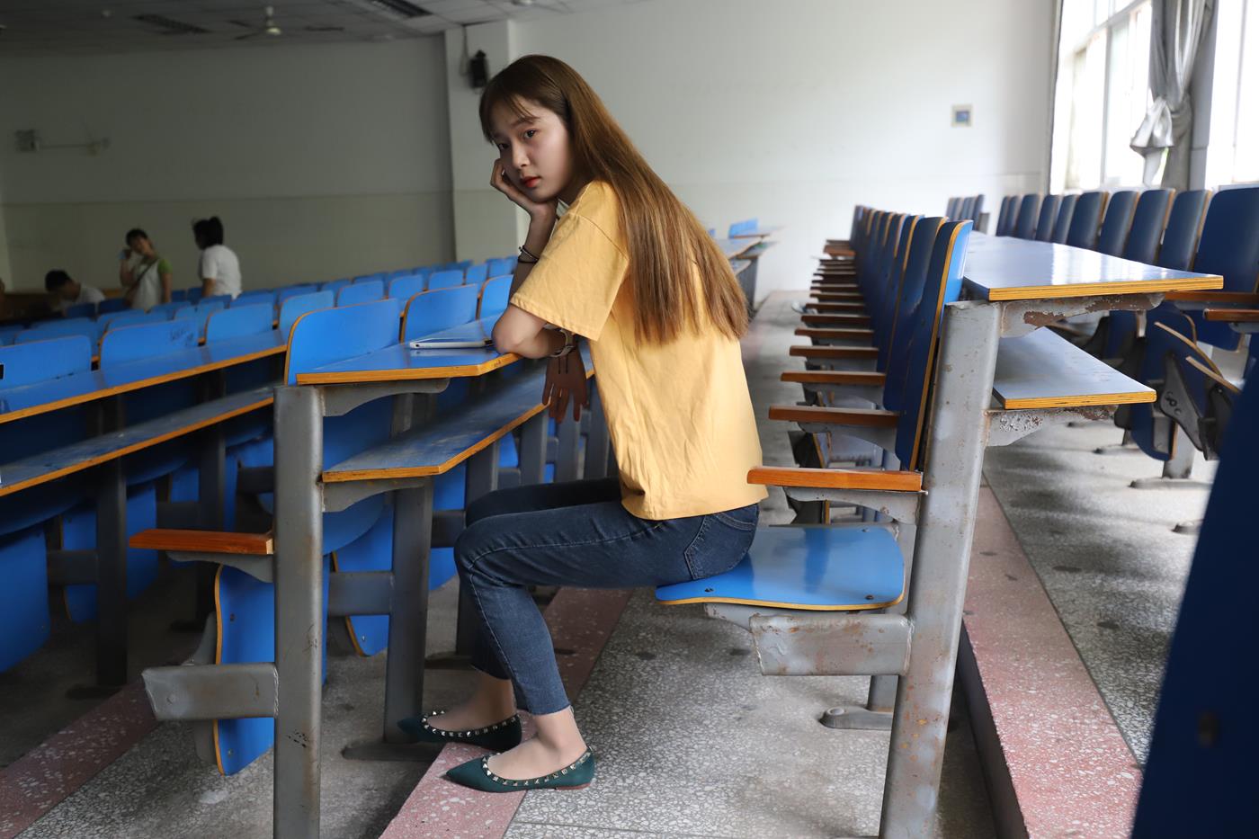 图片[12]-大西瓜爱牙膏-2020 01X活动 模特1（一） 教室牛仔裤里丝 (1) [84P] – 速更版-美库