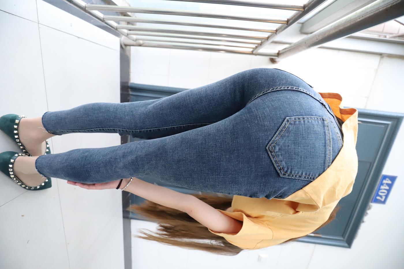 图片[10]-大西瓜爱牙膏-2020 01X活动 模特1（一） 教室牛仔裤里丝 (2) [70P] – 速更版-美库