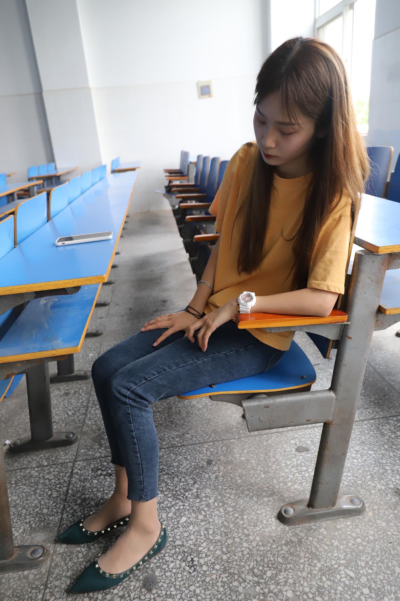 图片[48]-大西瓜爱牙膏-2020 01X活动 模特1（一） 教室牛仔裤里丝 (2) [70P] – 速更版-美库