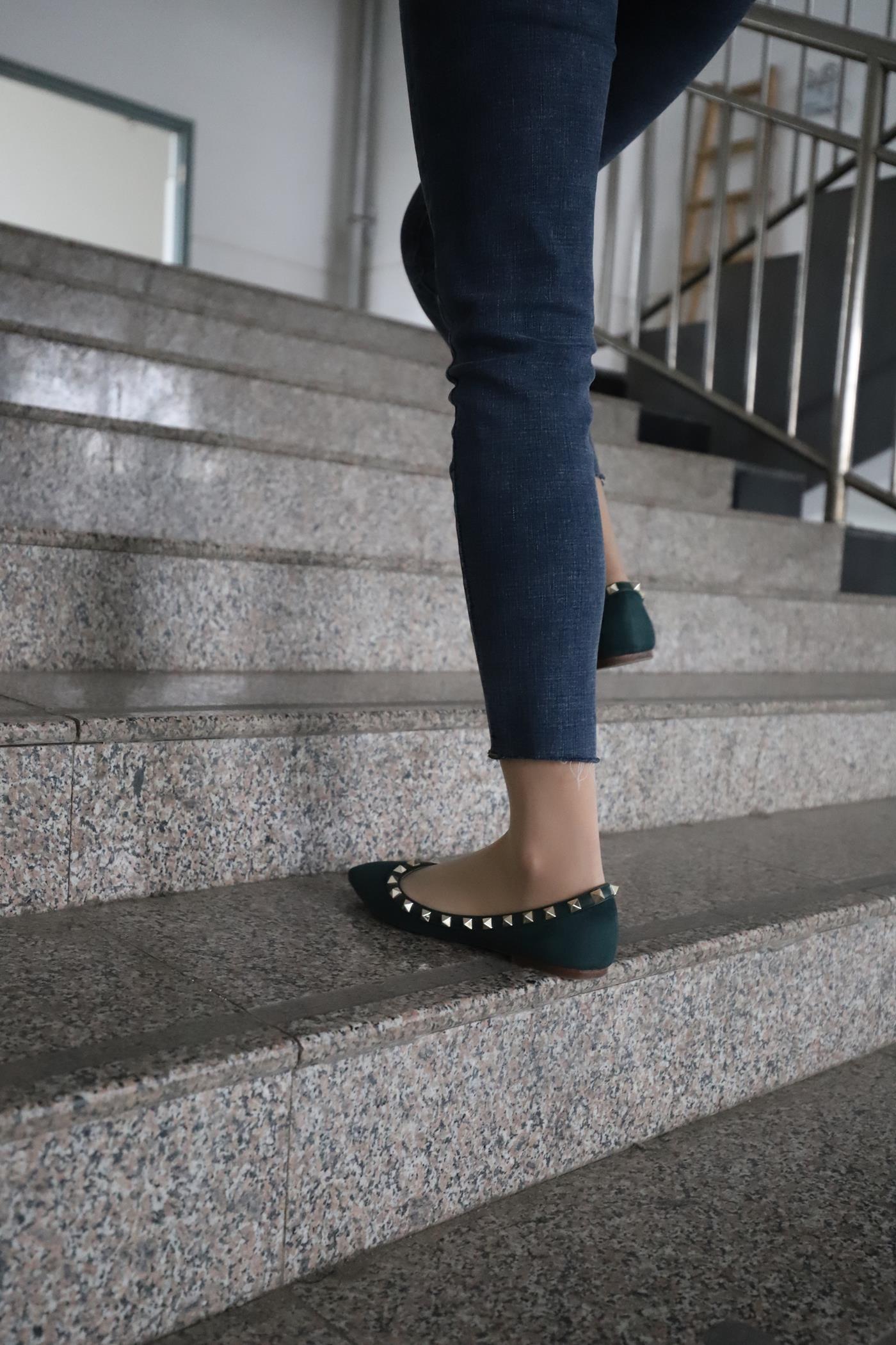 图片[63]-大西瓜爱牙膏-2020 01X活动 模特1（一） 教室牛仔裤里丝 (1) [84P] – 速更版-美库