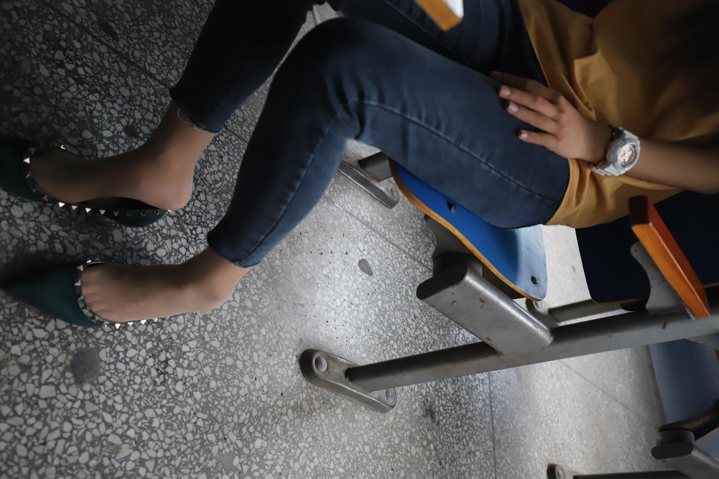 图片[58]-大西瓜爱牙膏-2020 01X活动 模特1（一） 教室牛仔裤里丝 (2) [70P] – 速更版-美库