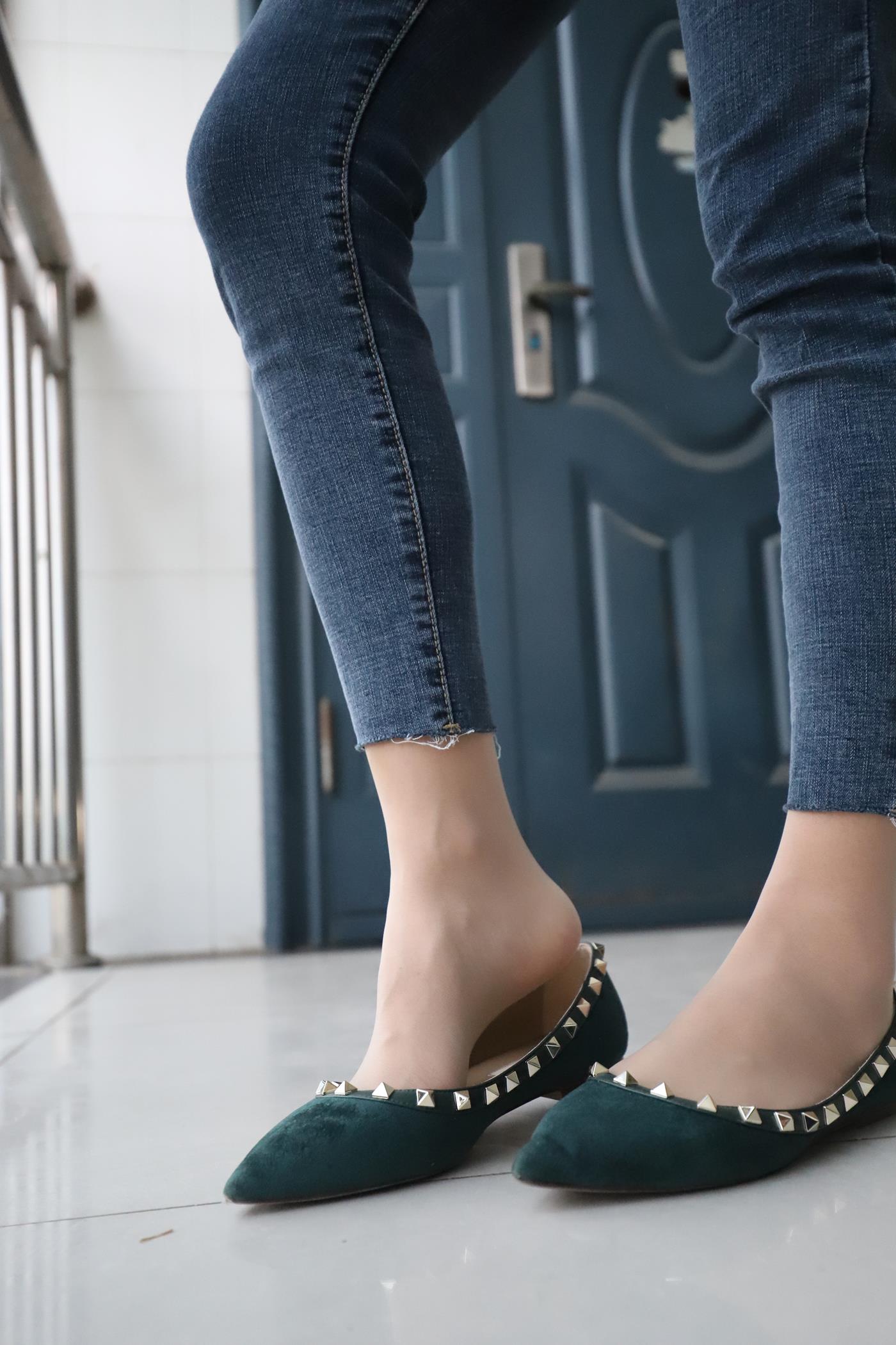 图片[77]-大西瓜爱牙膏-2020 01X活动 模特1（一） 教室牛仔裤里丝 (1) [84P] – 速更版-美库