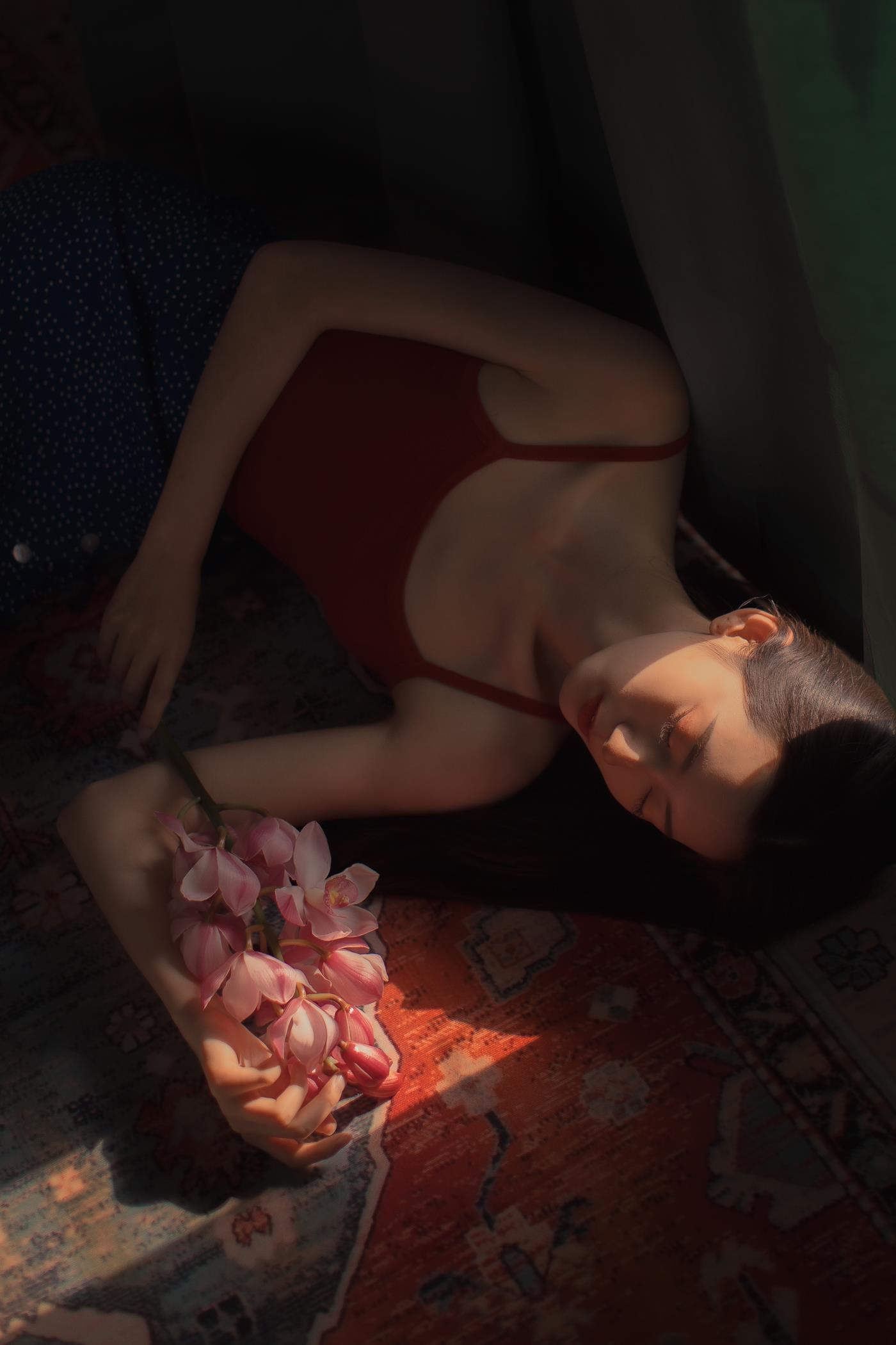 图片[25]-[YITUYU艺图语] 2022.01.03 大花蕙兰 Miya怡君 [24P] – 速更版-美库