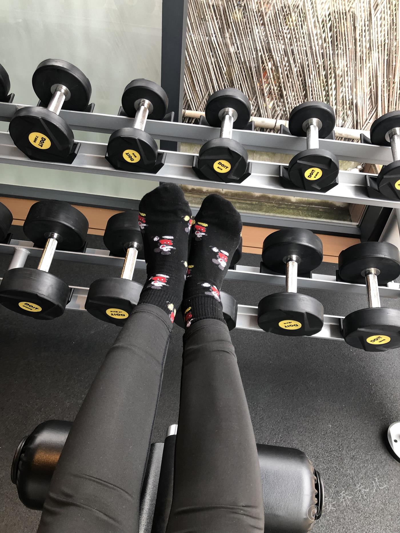 图片[11]-安乔乔儿(Nia乔乔) 健身房白袜[135P] – 速更版-美库