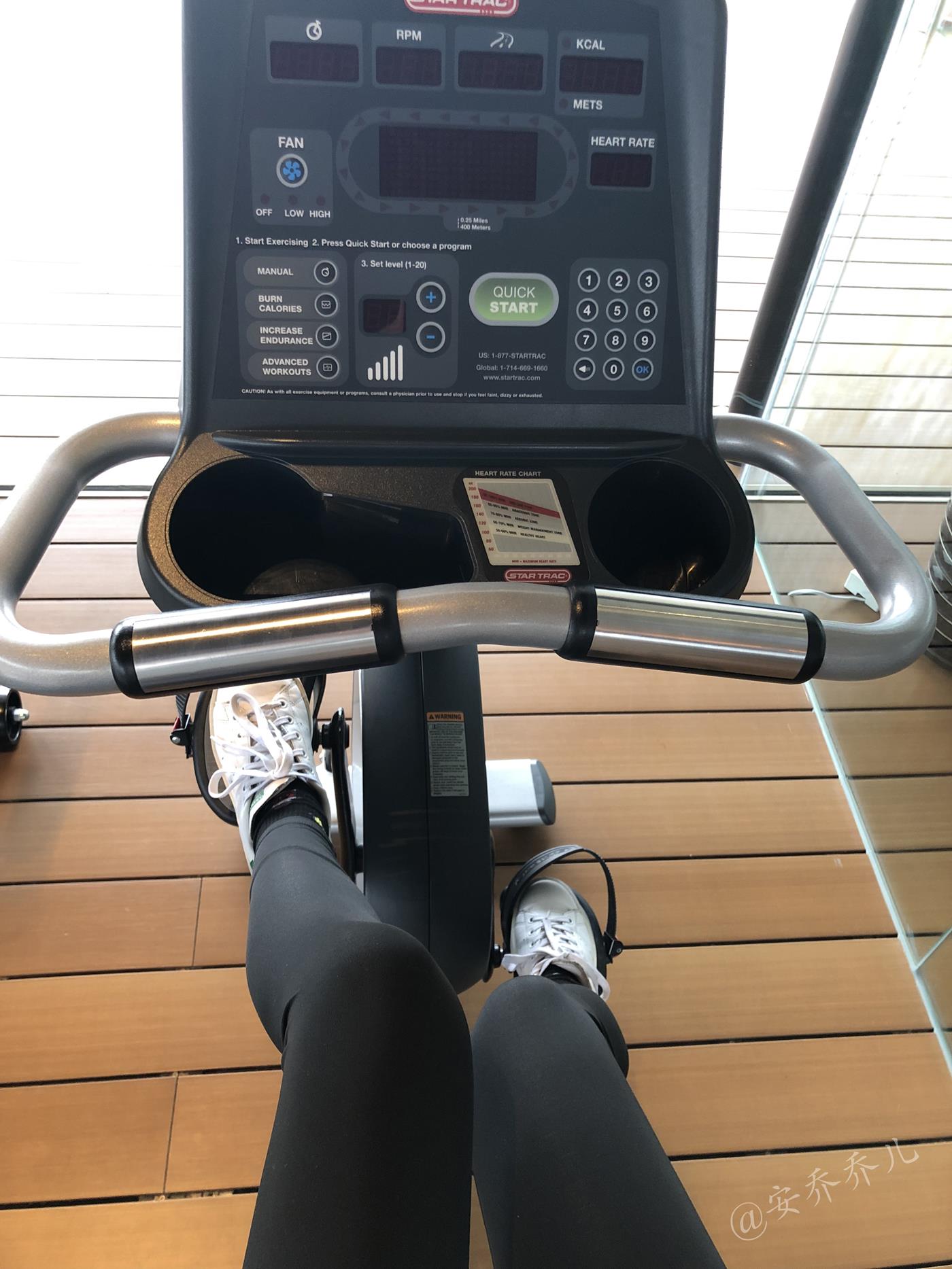 图片[13]-安乔乔儿(Nia乔乔) 健身房白袜[135P] – 速更版-美库