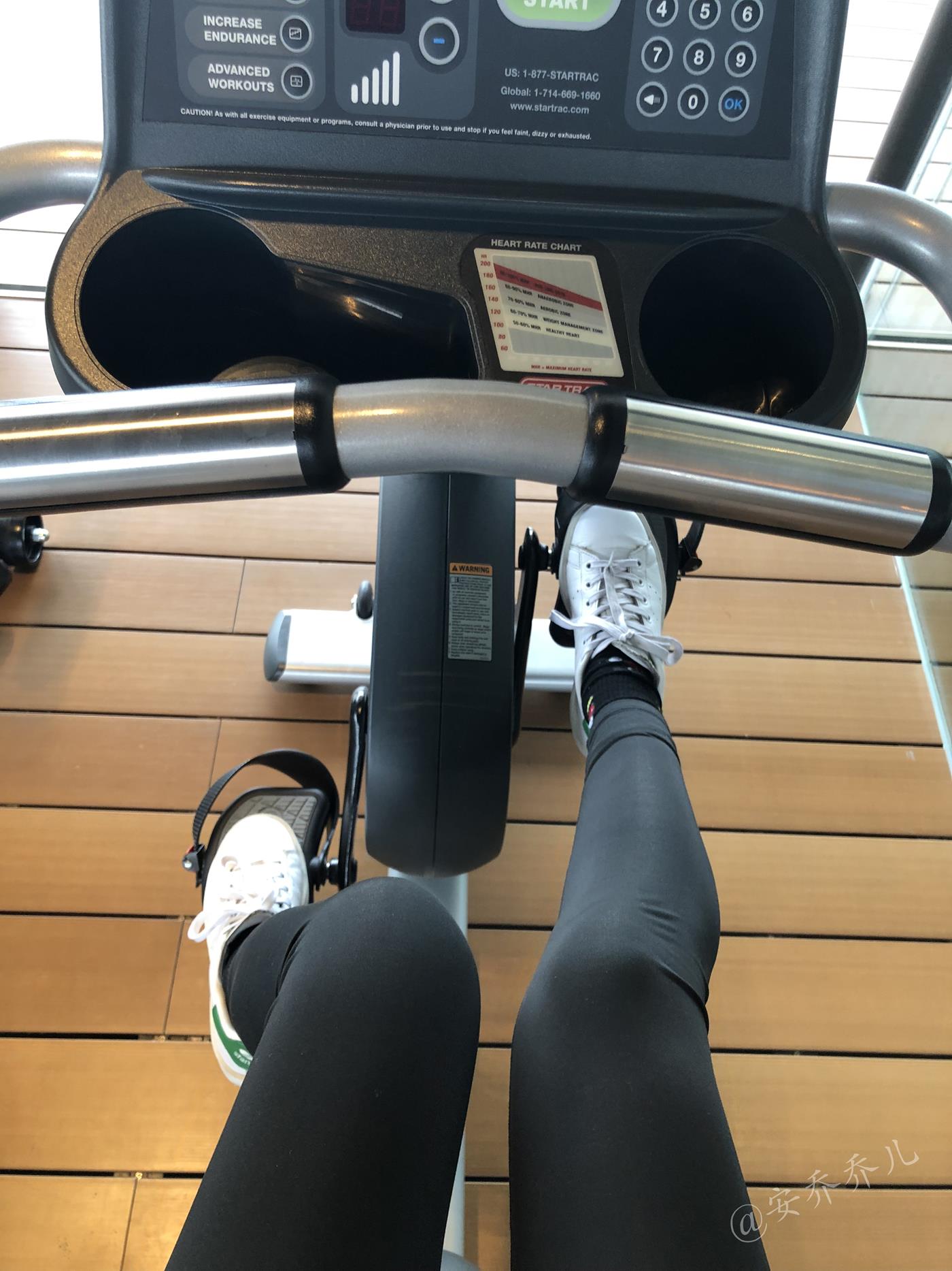 图片[14]-安乔乔儿(Nia乔乔) 健身房白袜[135P] – 速更版-美库